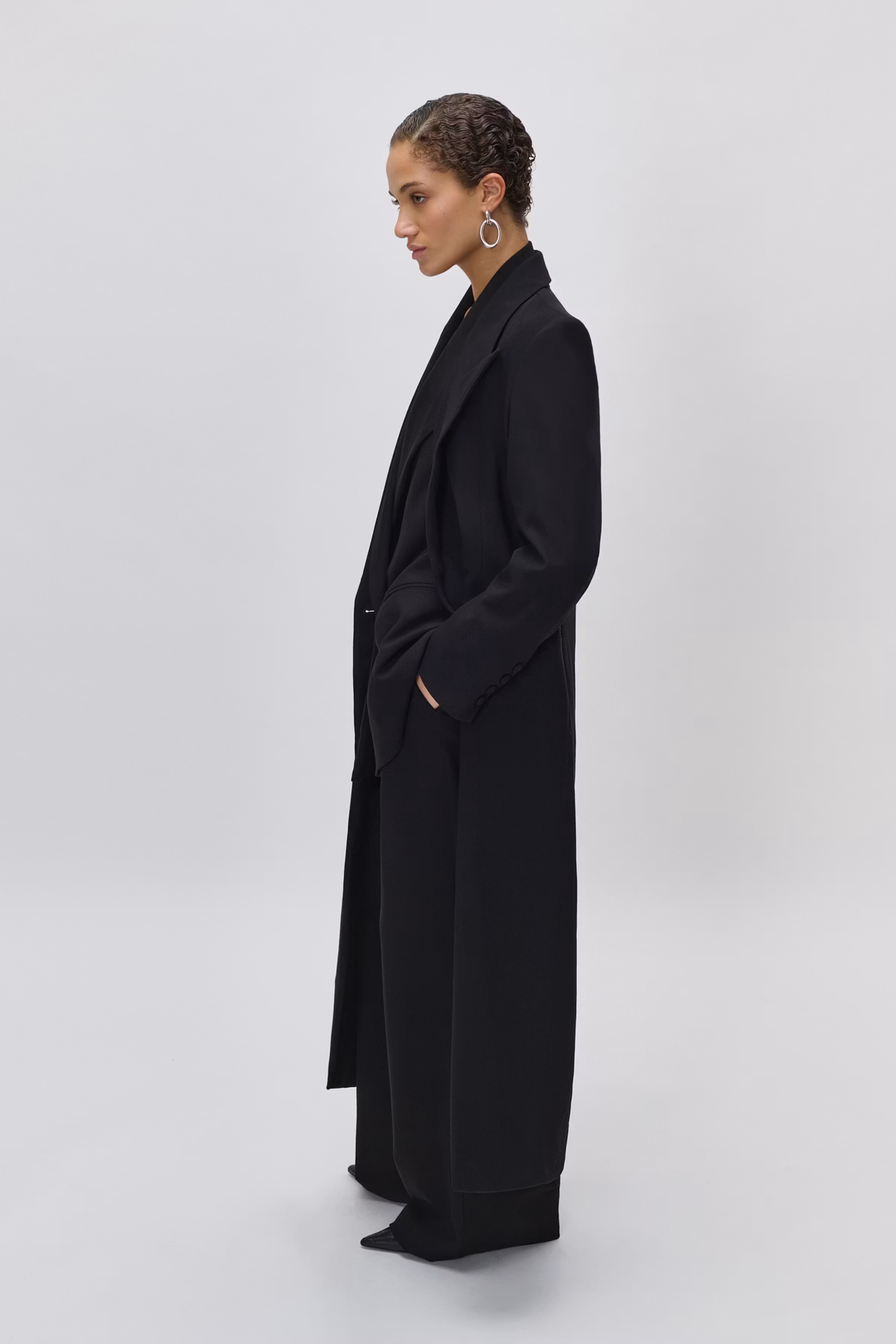 IOJil Coat LOOKBOOK FRONT 30600560-BK999