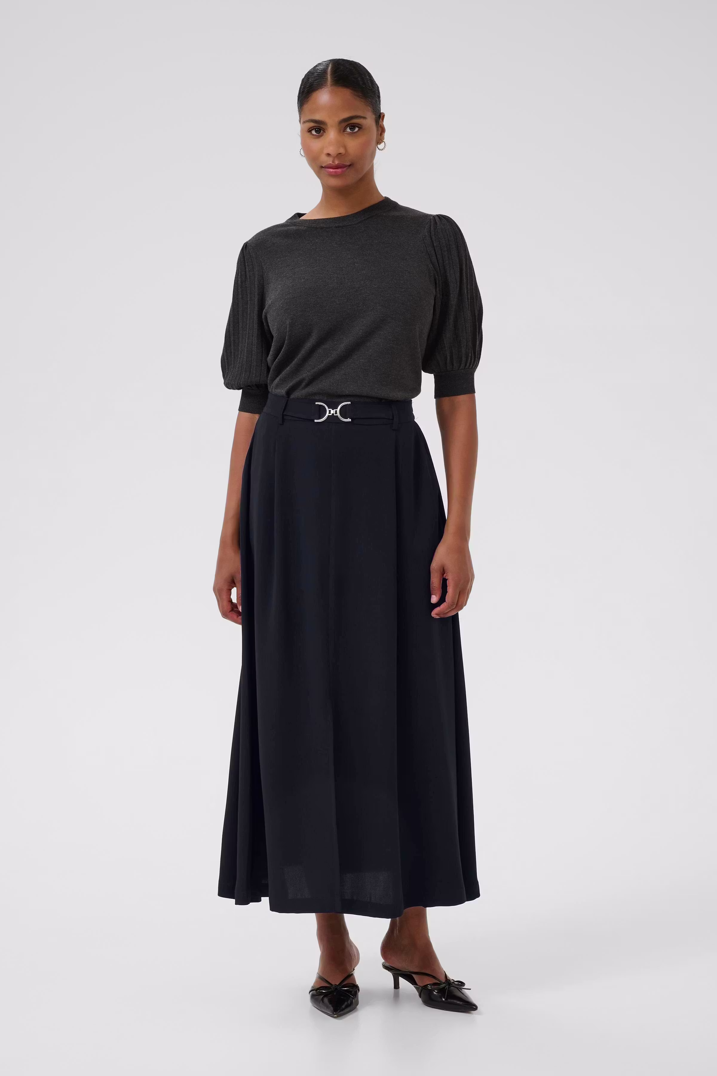 KAillis Skjørt LOOKBOOK FRONT 10510511-100121