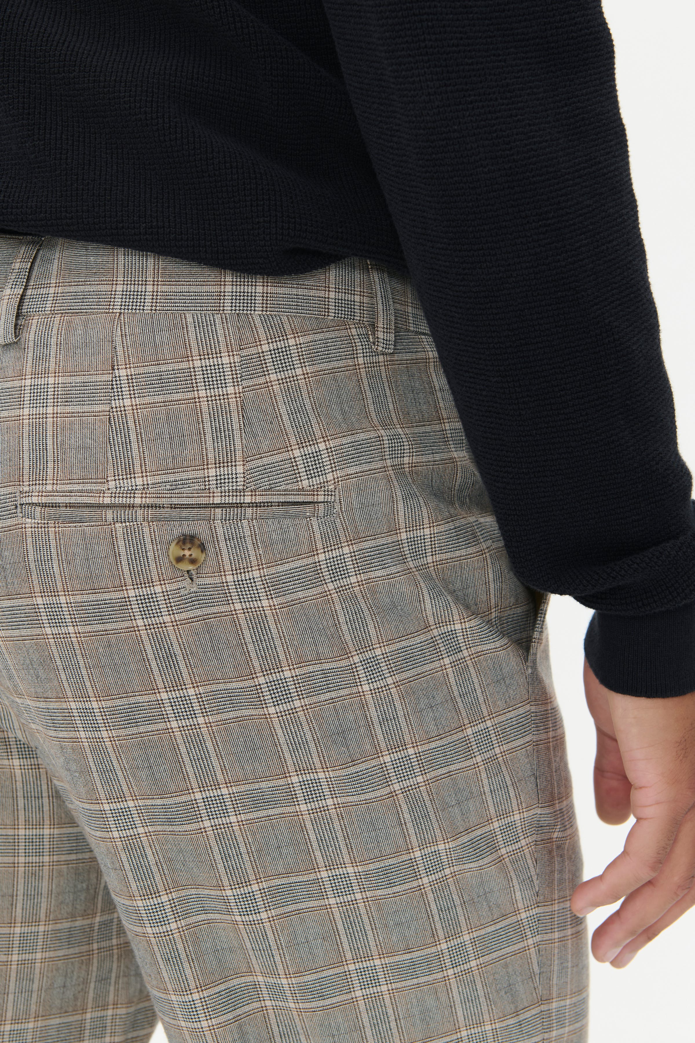 MAliam Trousers LOOKBOOK DETAIL 30207329-190808