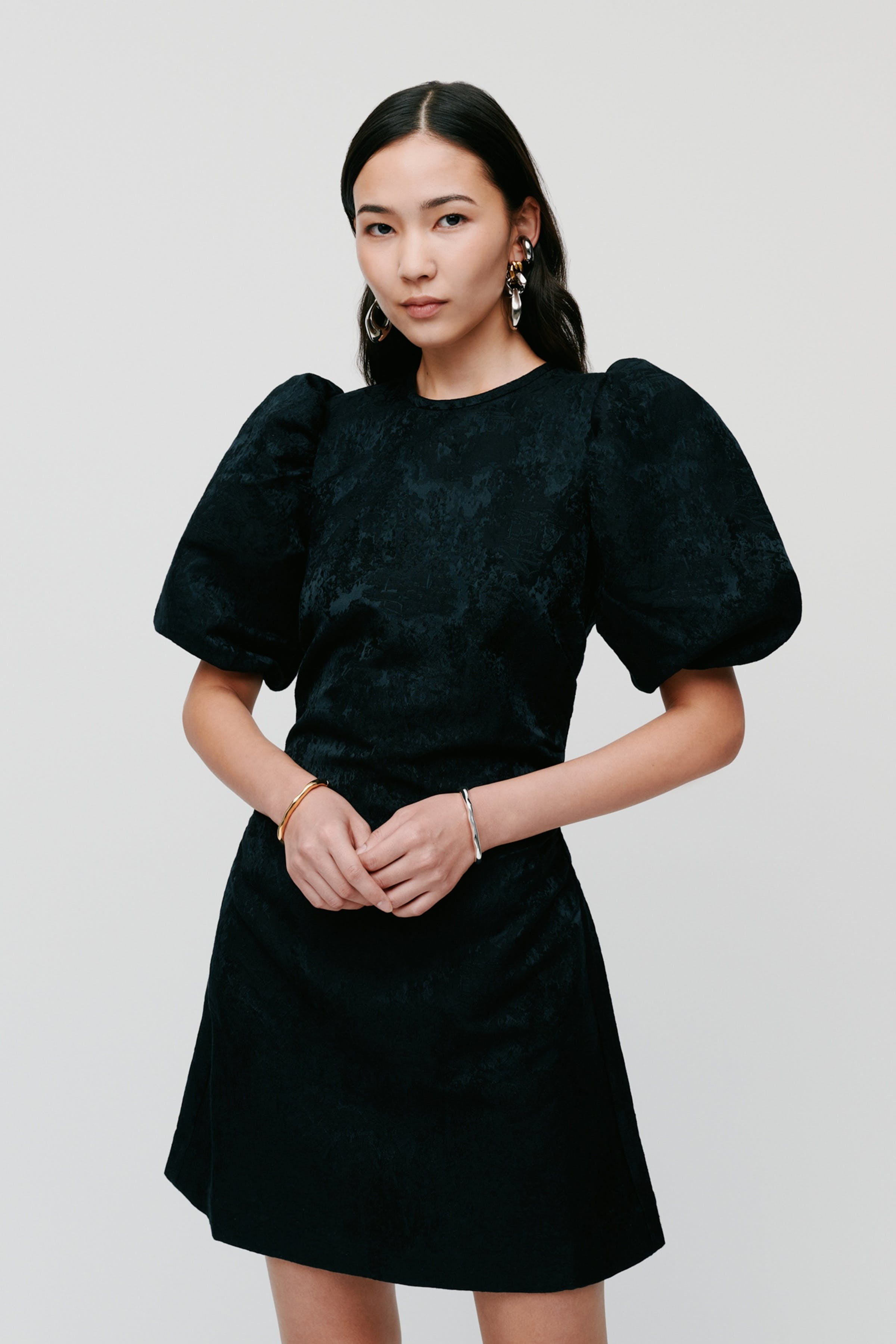 Nissa Kleid LOOKBOOK FRONT 30600539-BK999