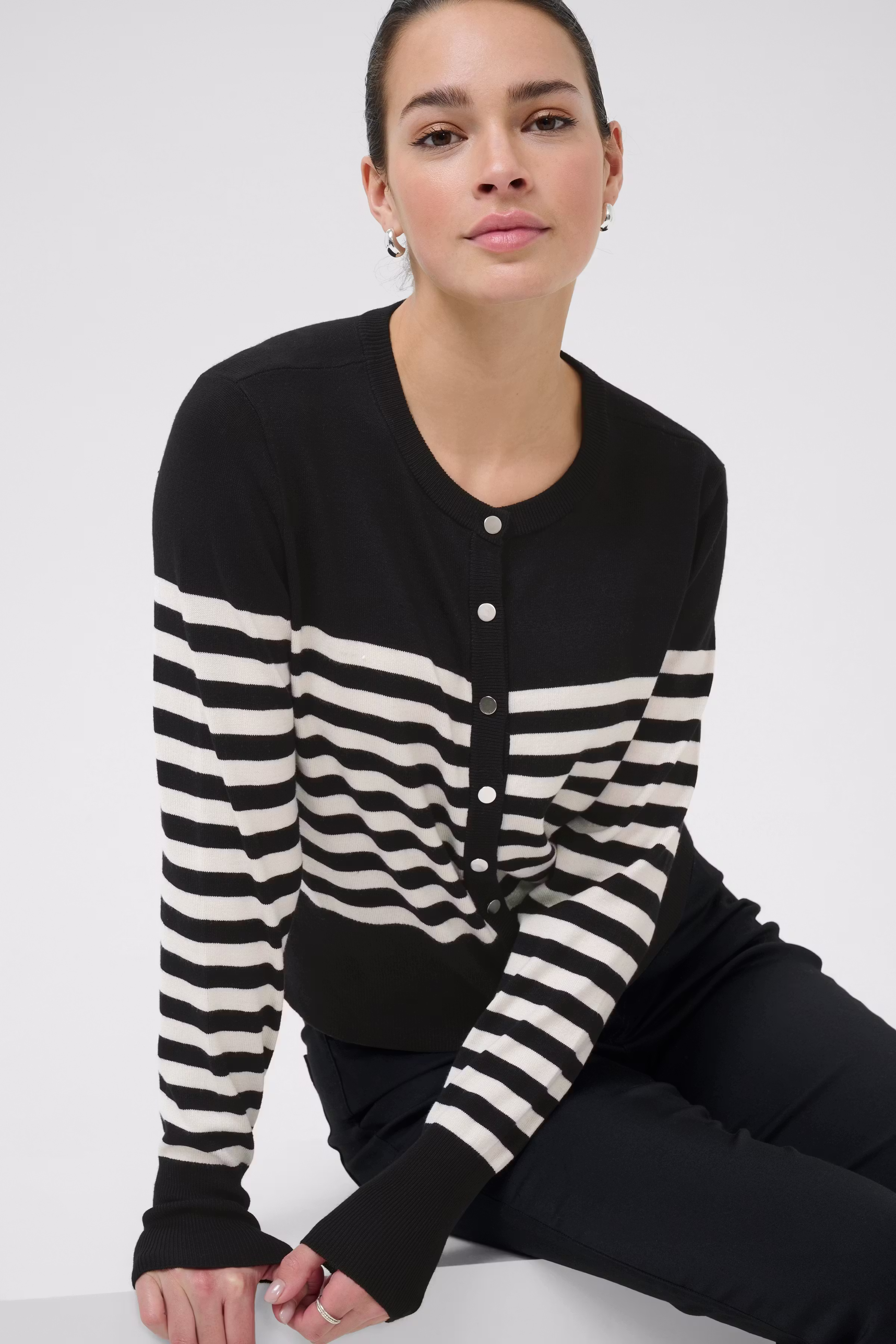 KAlizza Cardigan LOOKBOOK DETAIL 10510758-108417