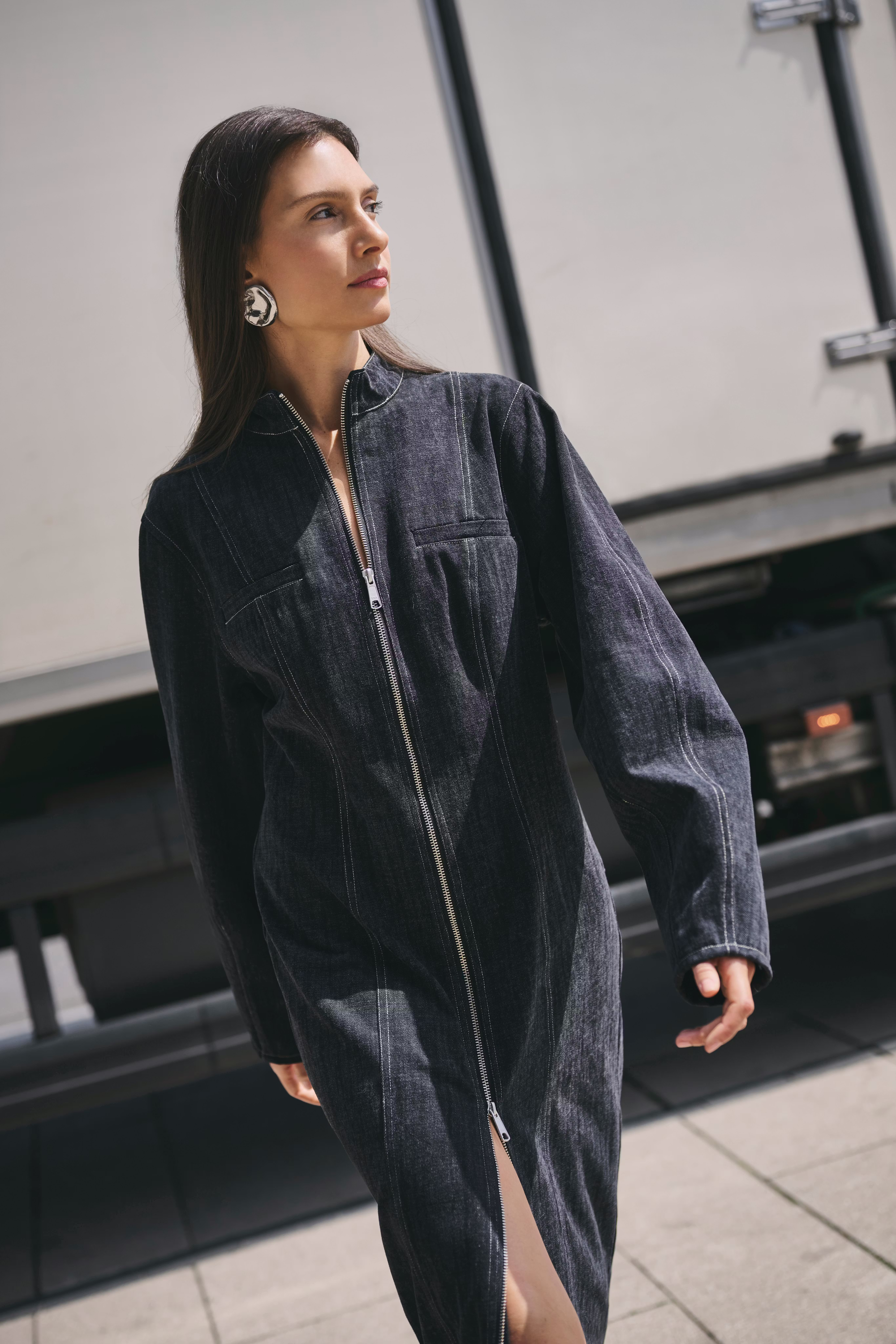 KBBeverly Kjole LOCATION NONE 10105567-100133