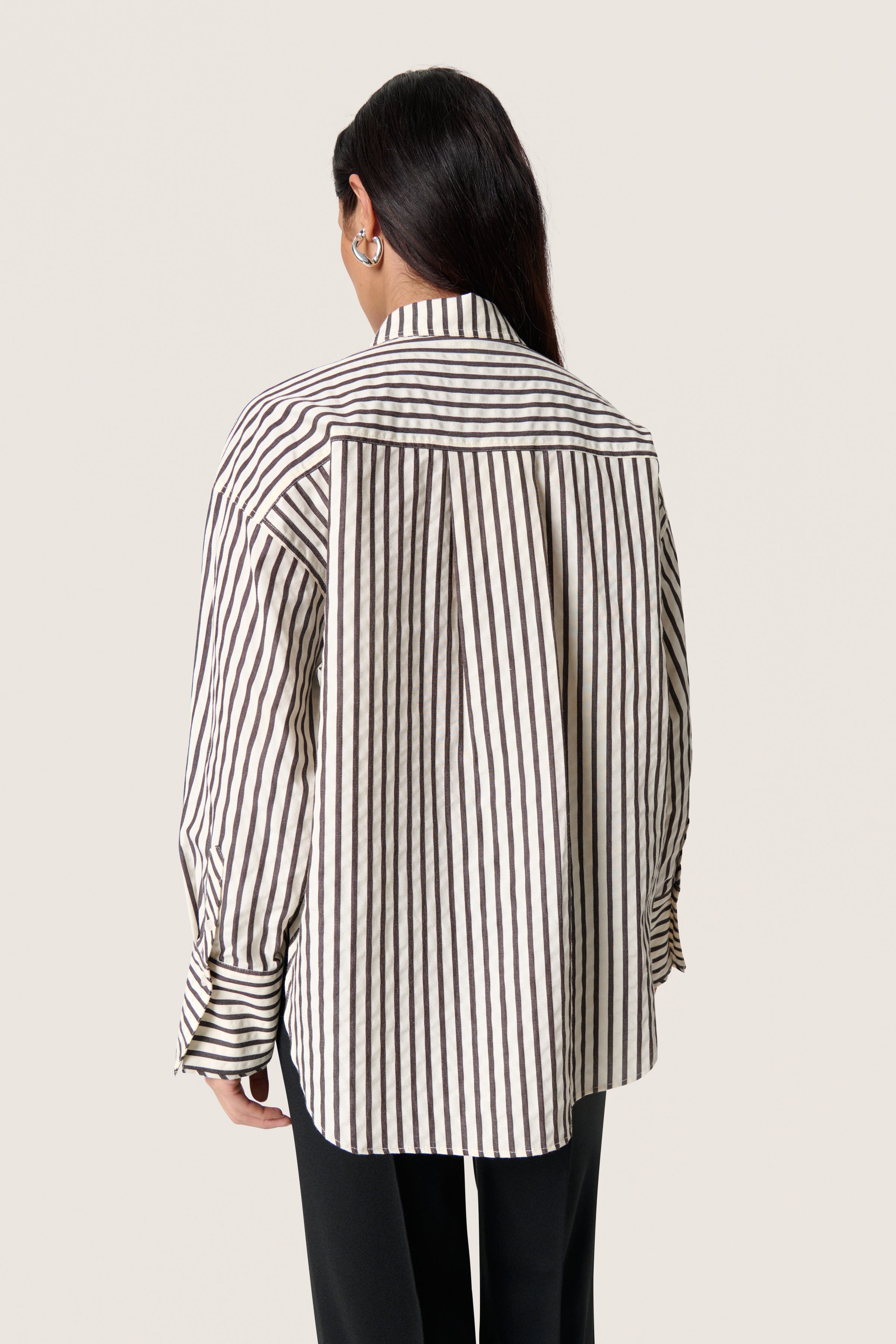 SLToledo Shirt LOOKBOOK BACK 30408603-304162