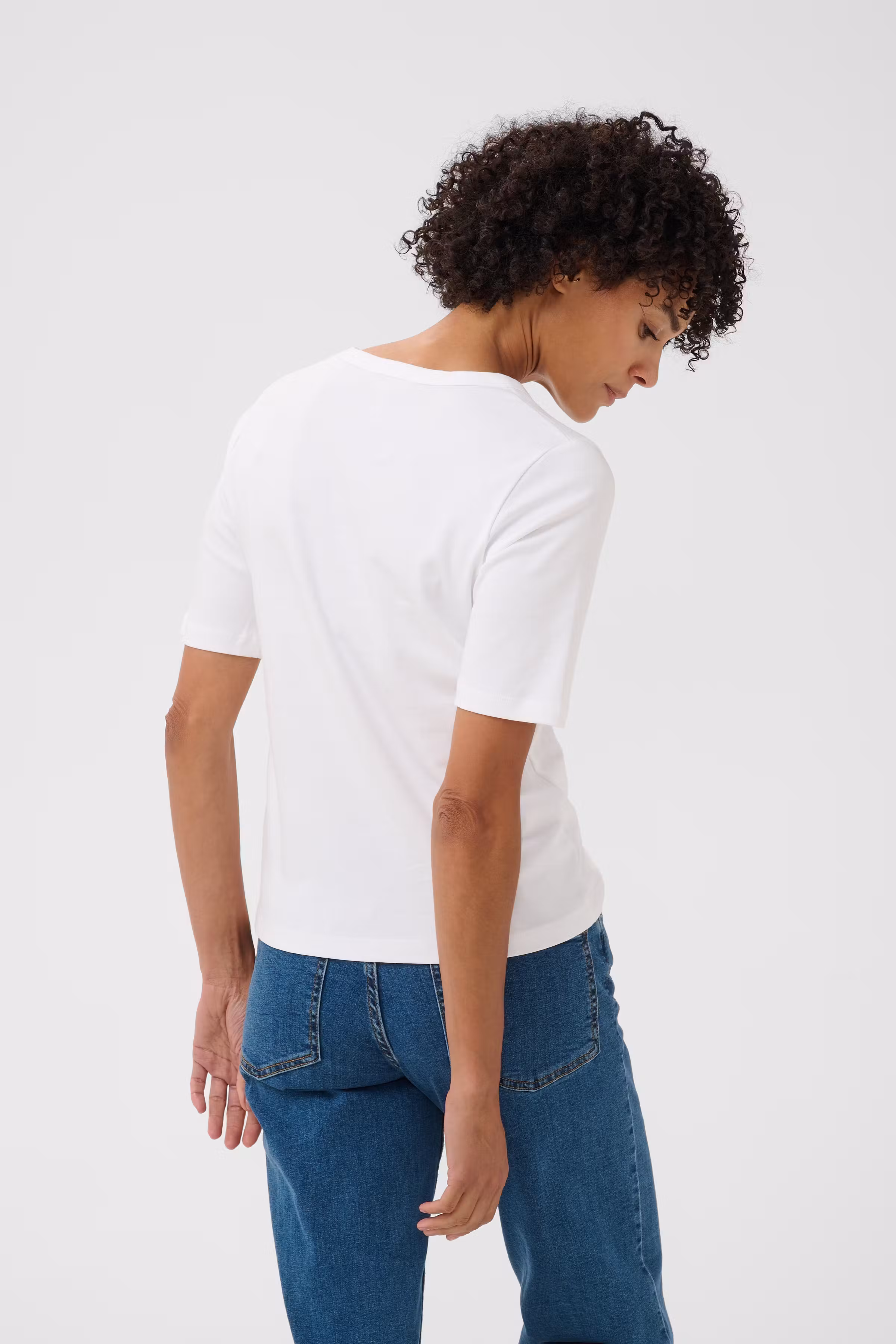 RatanaPW T-shirt LOOKBOOK BACK 30309870-110601