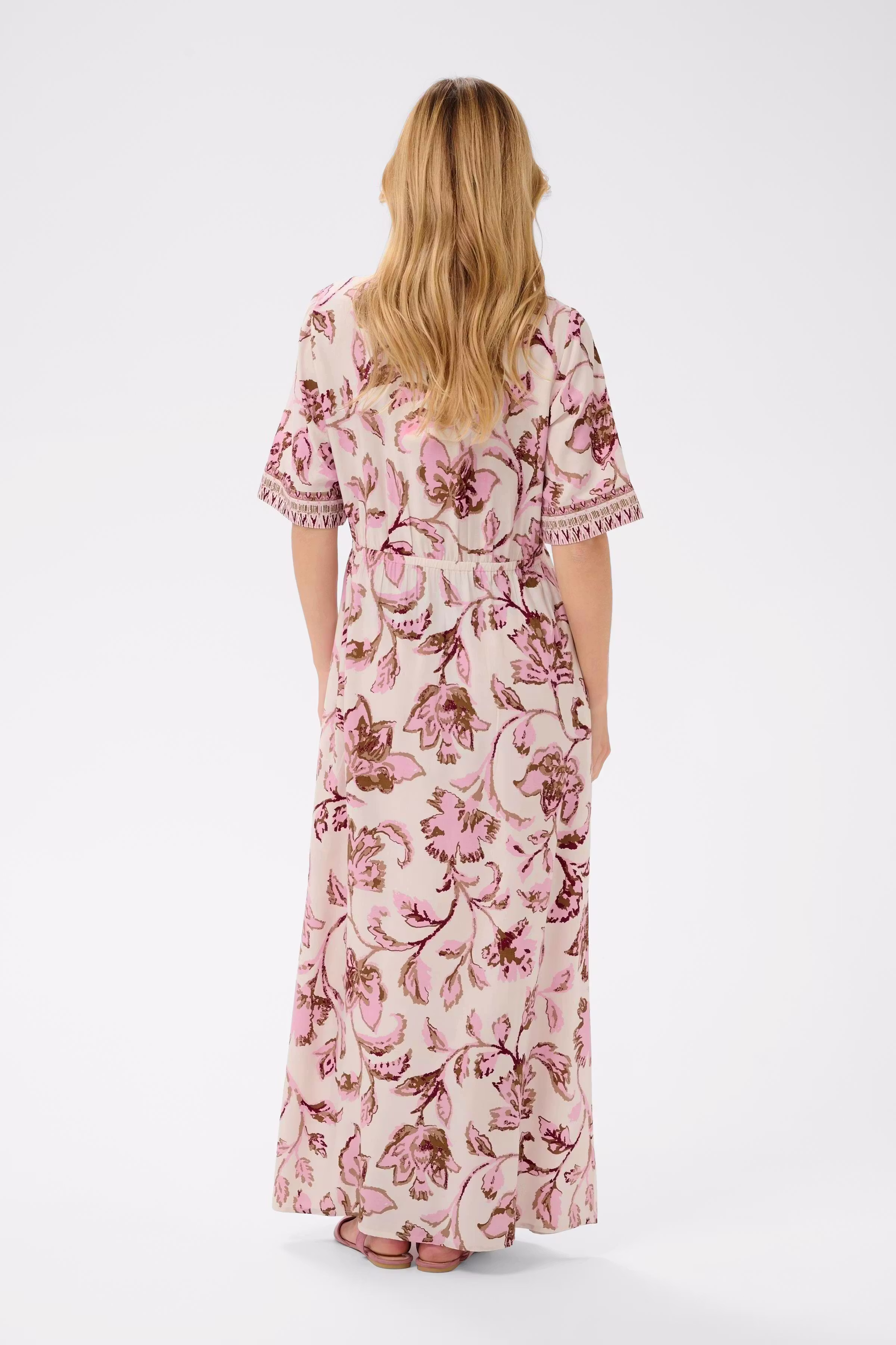 CRTiah Kleid LOOKBOOK BACK 10614884-109215