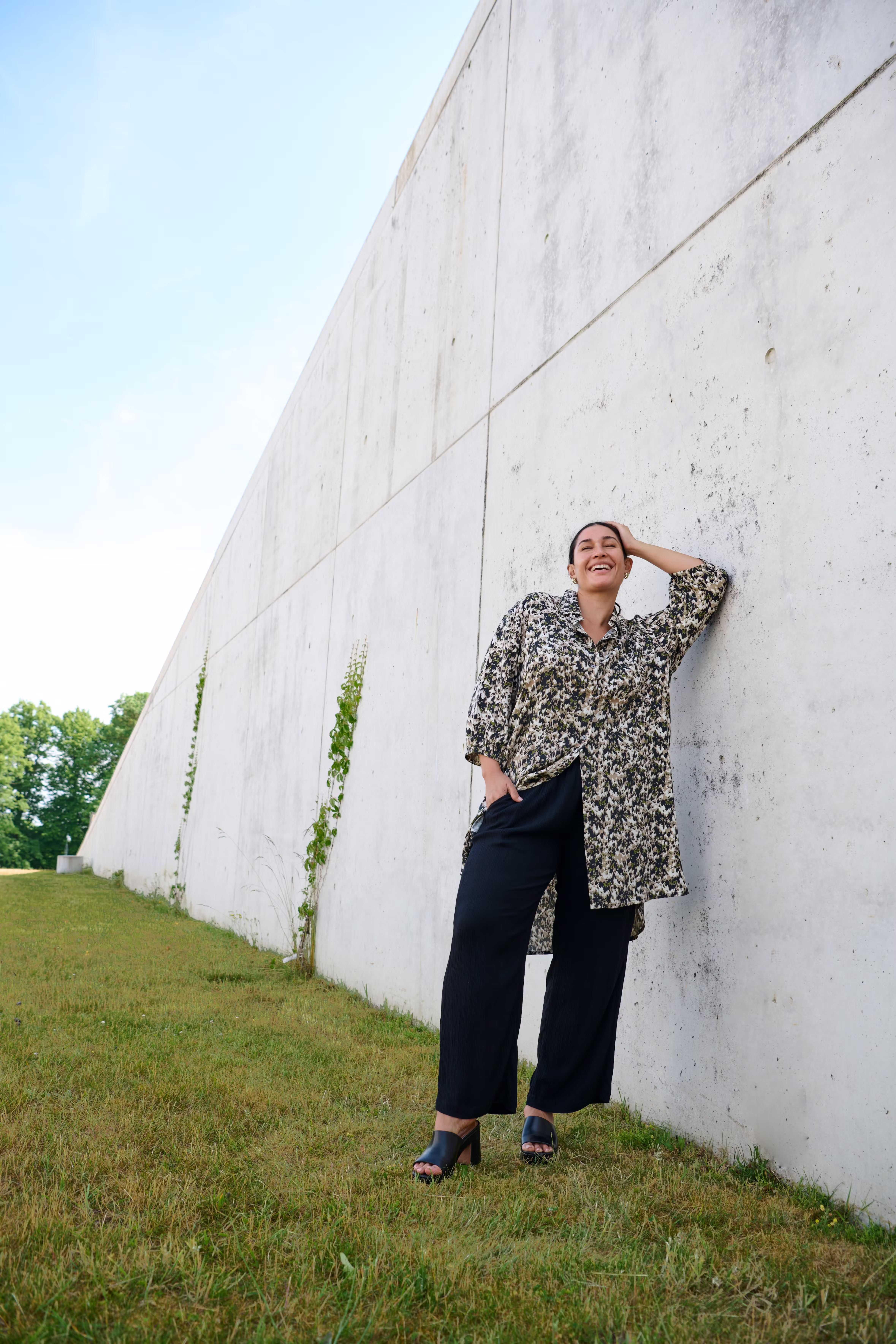 KCdacina Bukser LOCATION NONE 10580846-100121