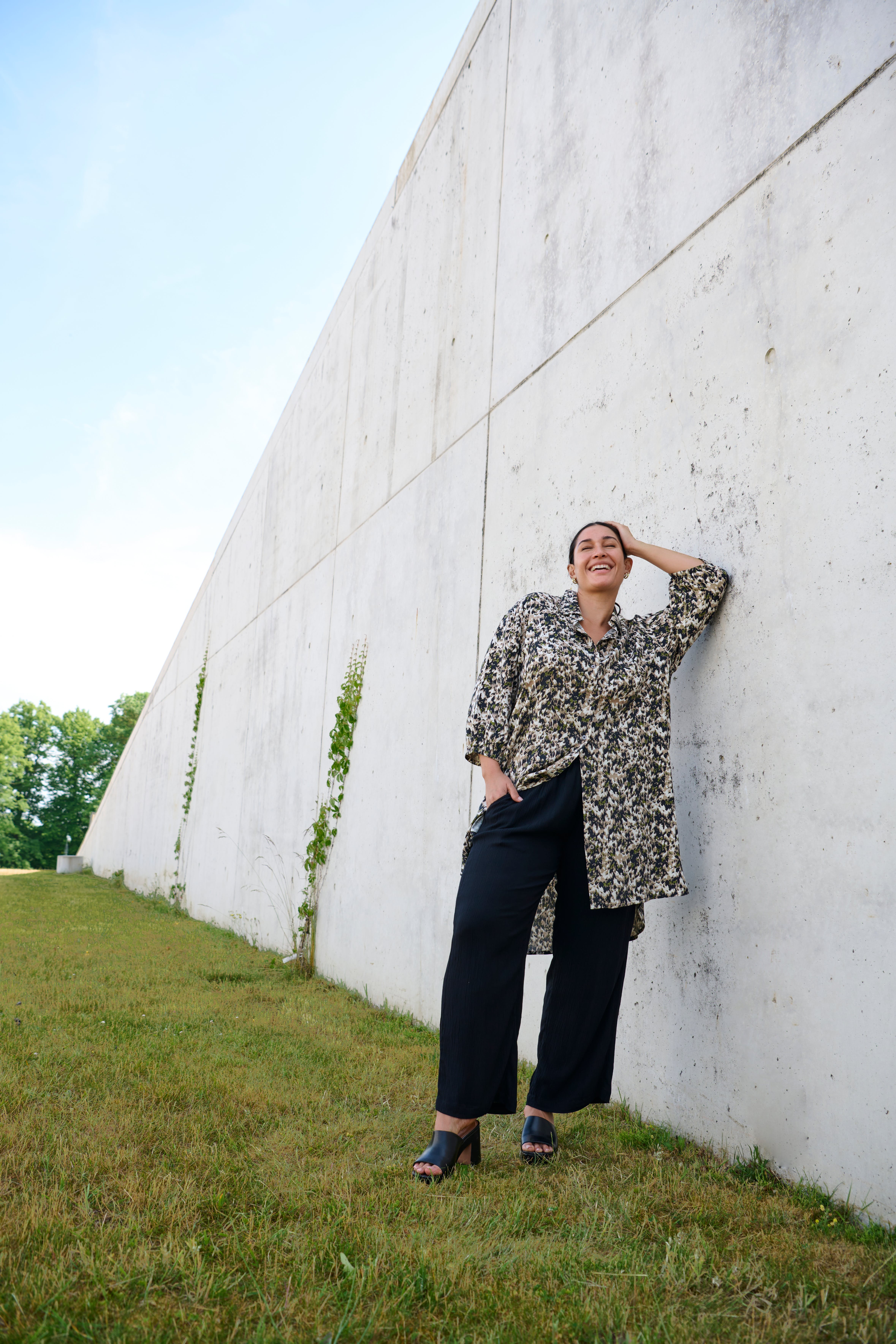 KCdacina Bukser LOCATION NONE 10580846-100121