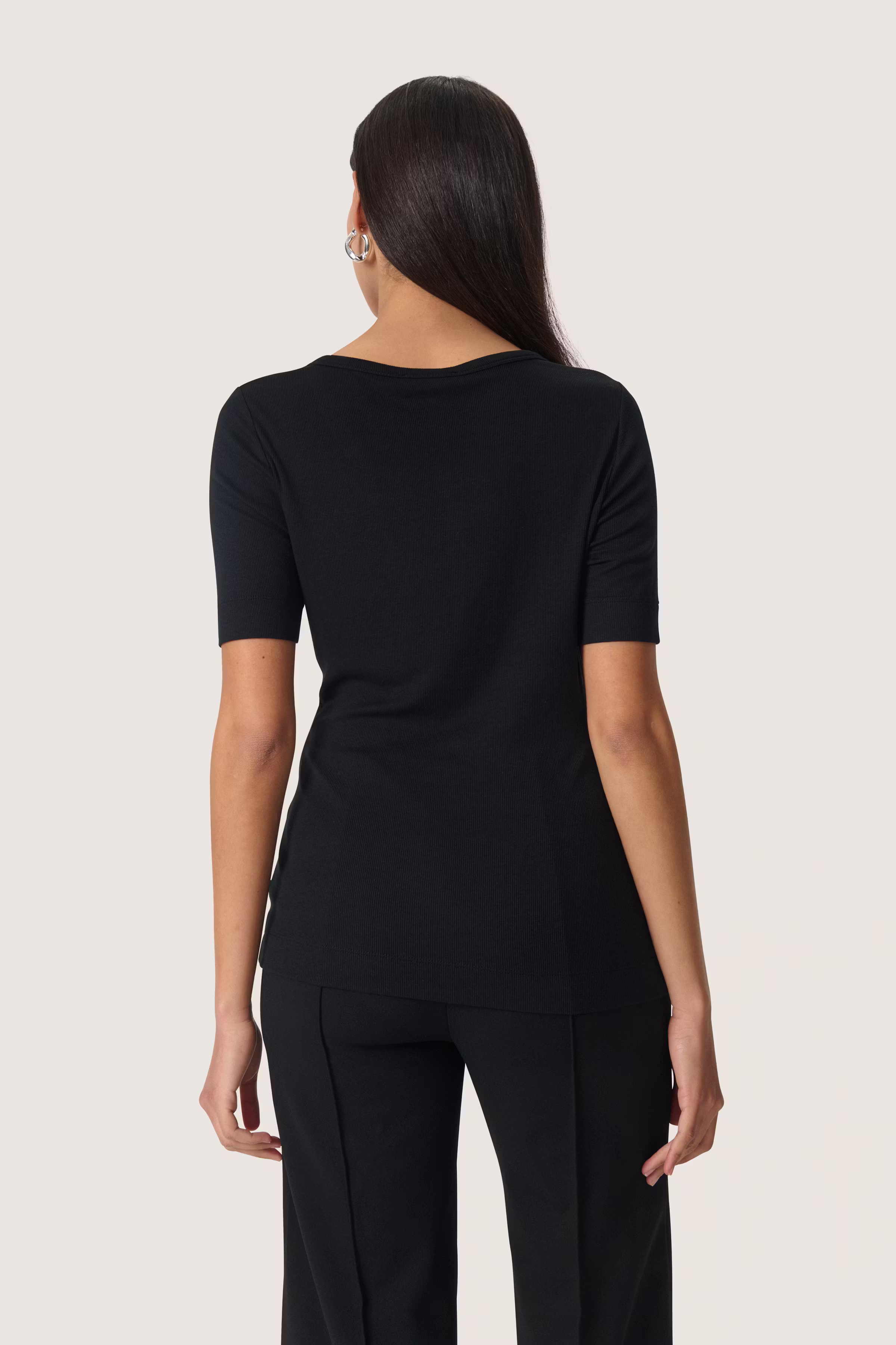 SLIda Blouse LOOKBOOK BACK 30408070-194008