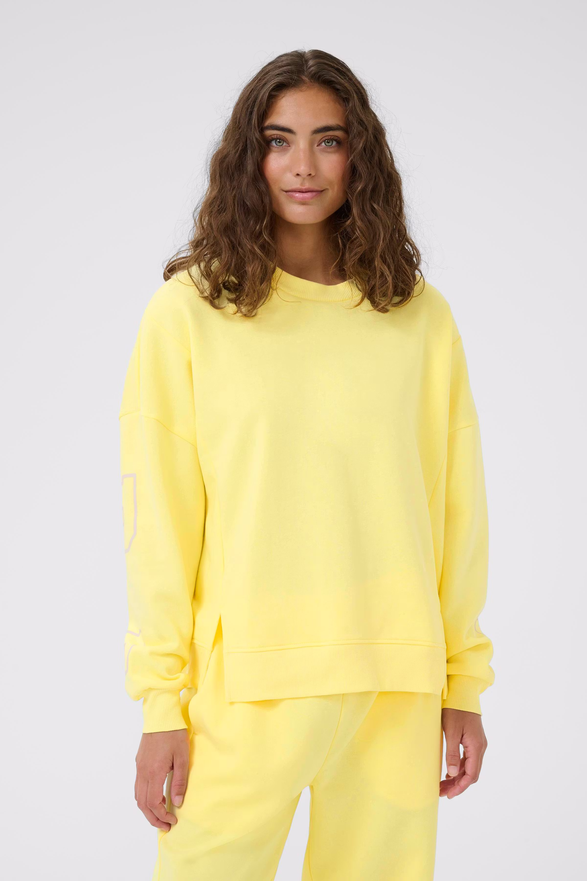 CUangela Pullover LOOKBOOK FRONT 50112921-120711