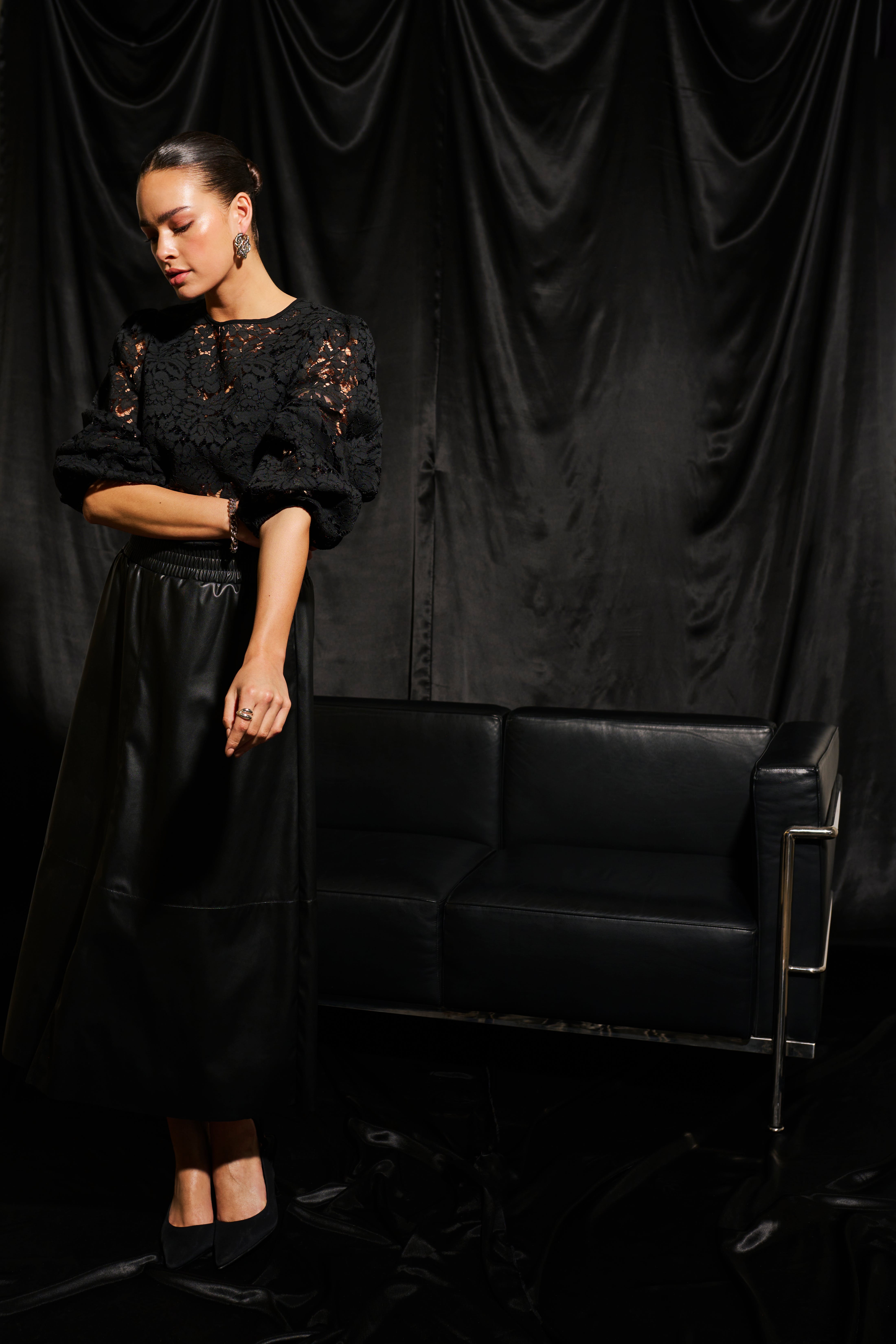 KAmikka Rock LOCATION NONE 10509149-100121