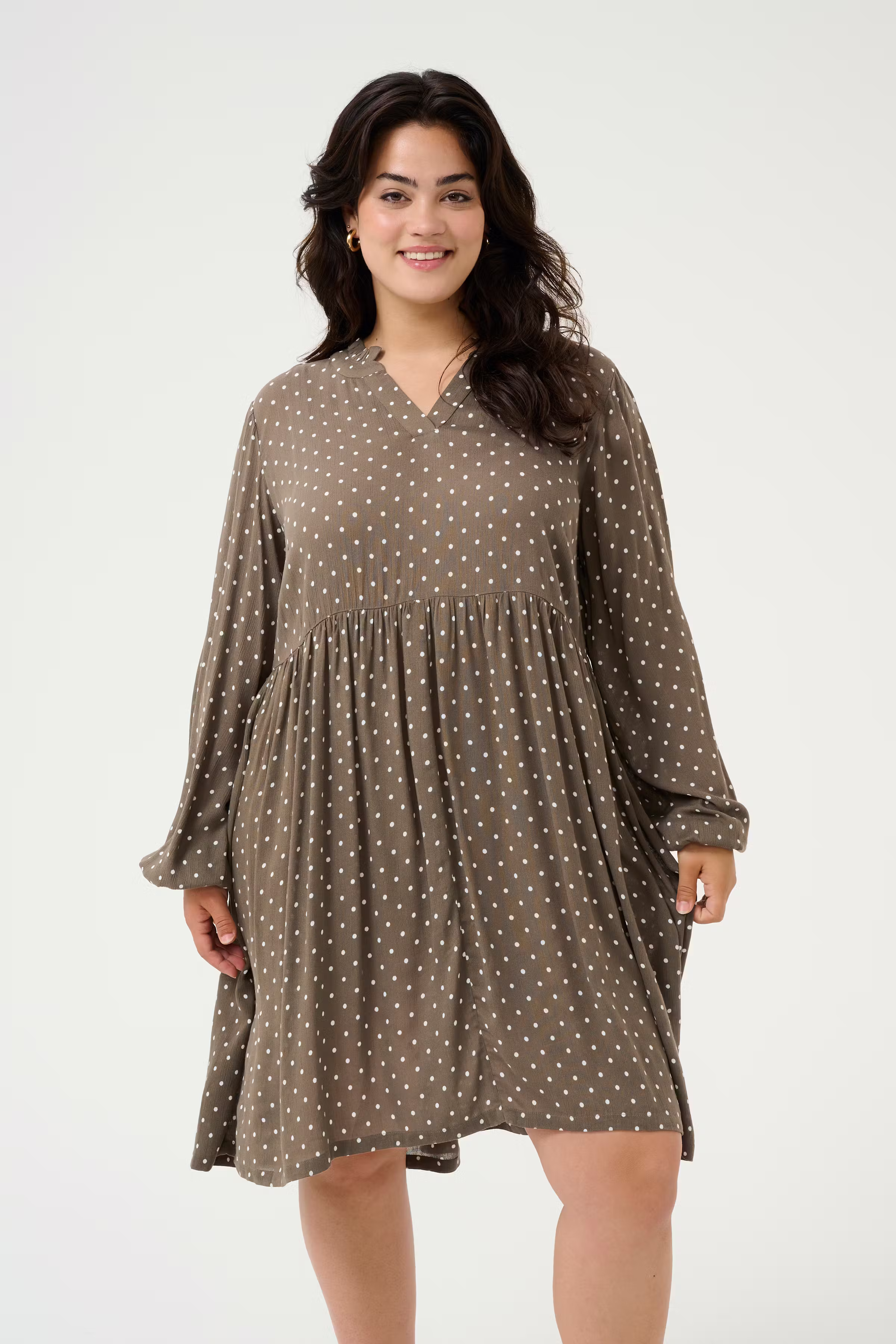 KCbetty Dress LOOKBOOK FRONT 10582946-107041