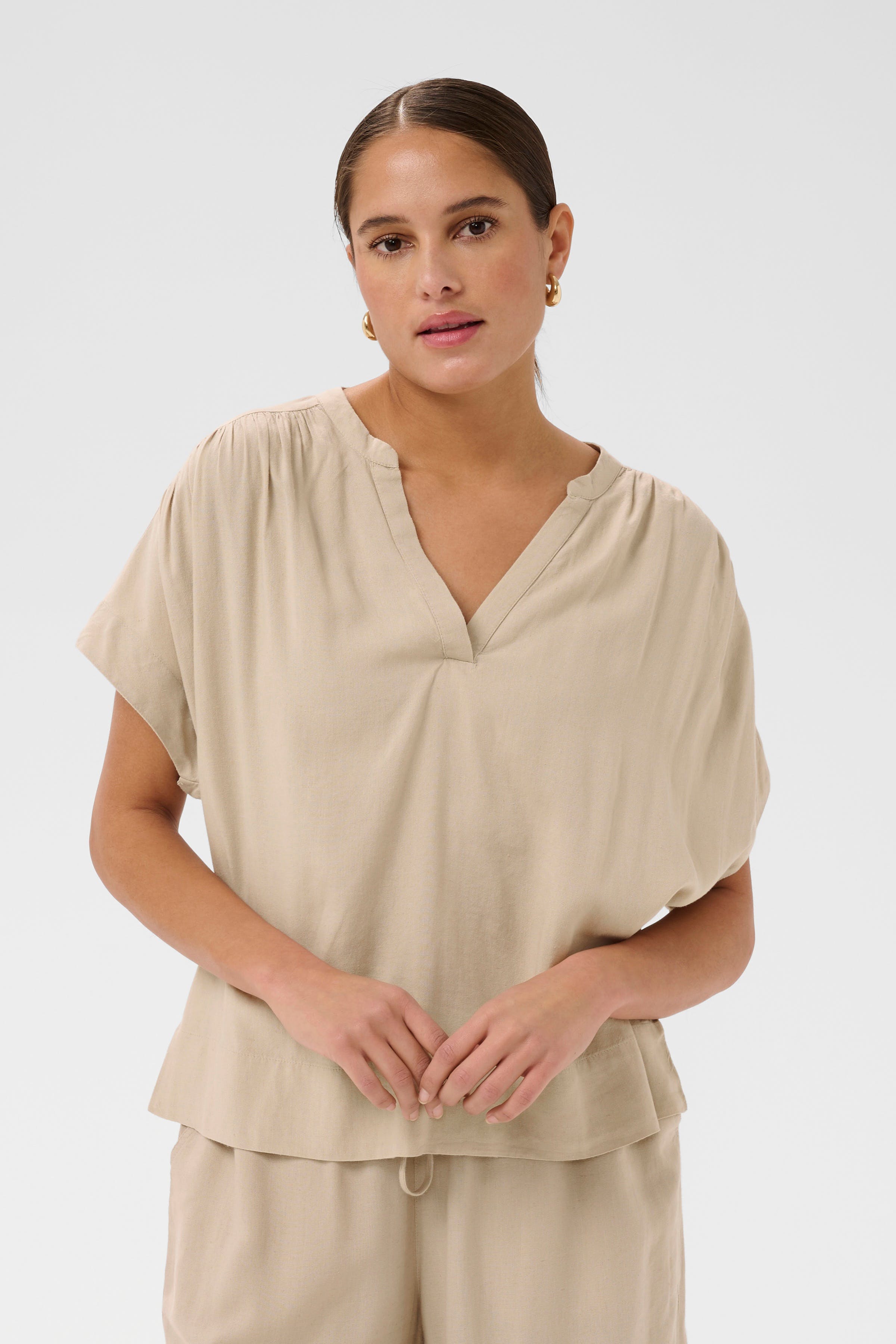 KAmilia Lin Top LOOKBOOK FRONT 10509670-151305