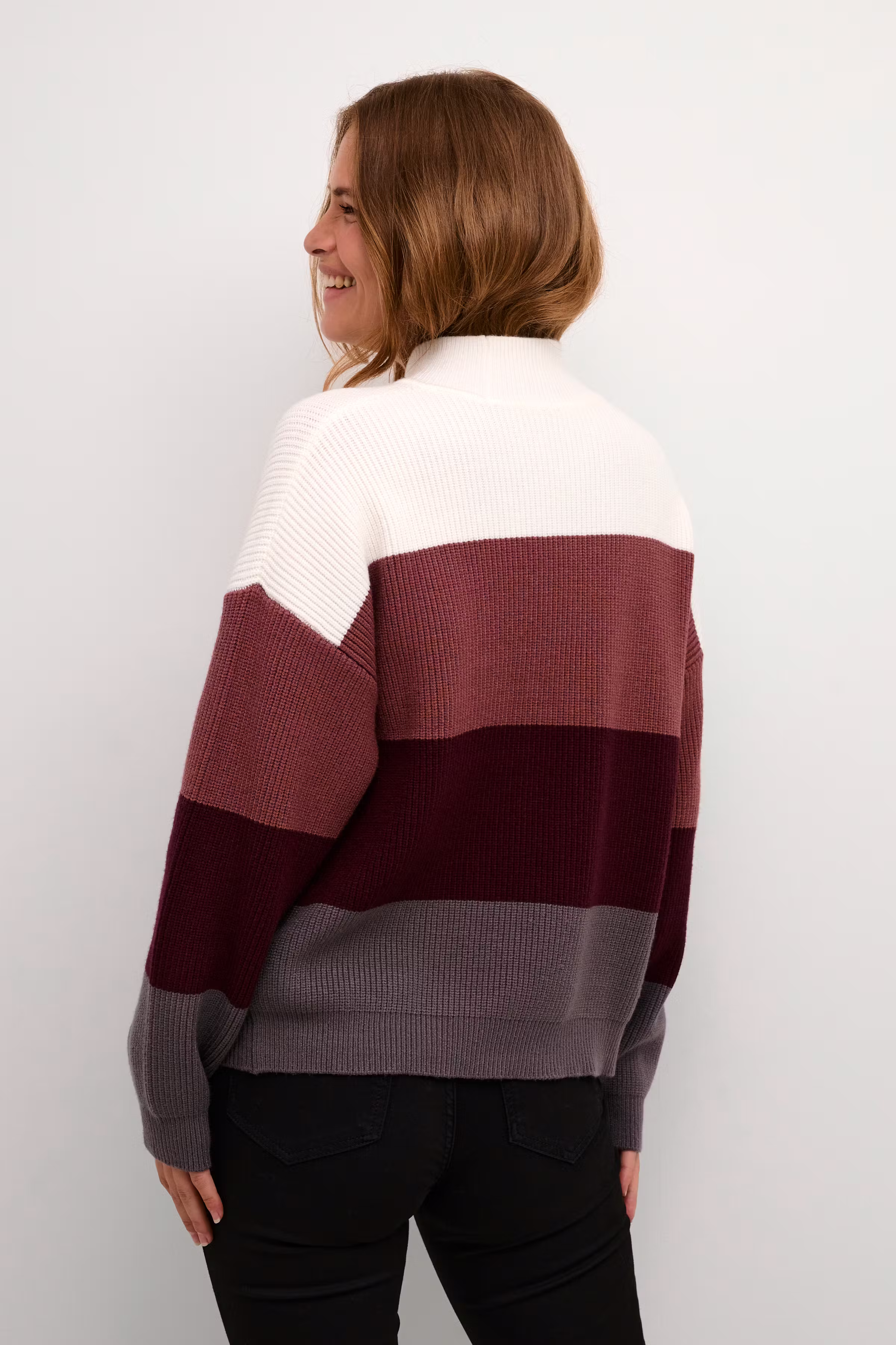 CUolivia Pullover LOOKBOOK BACK 50110226-192118