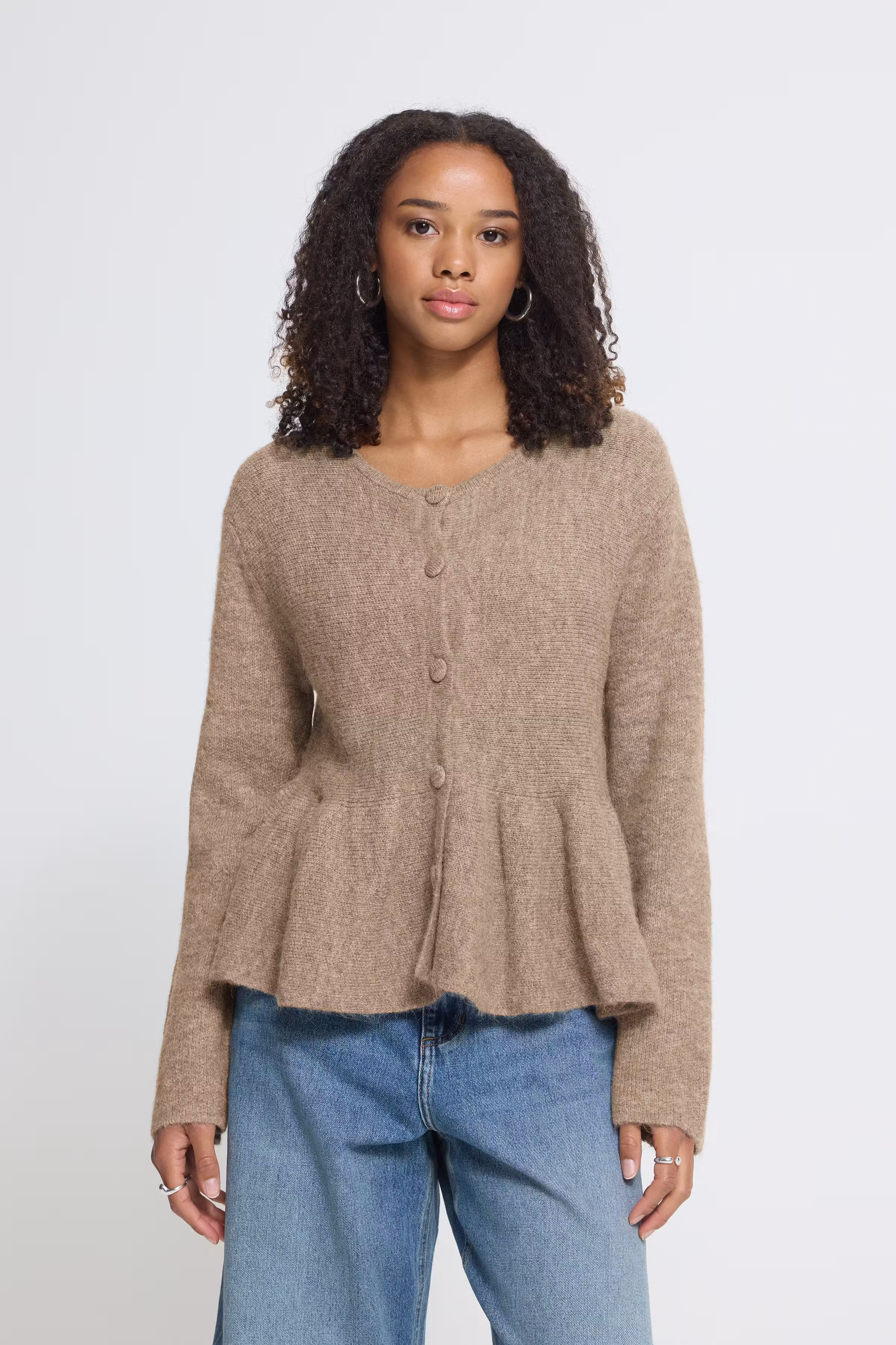 IHKAMARA Cardigan LOOKBOOK FRONT 20126221-171212