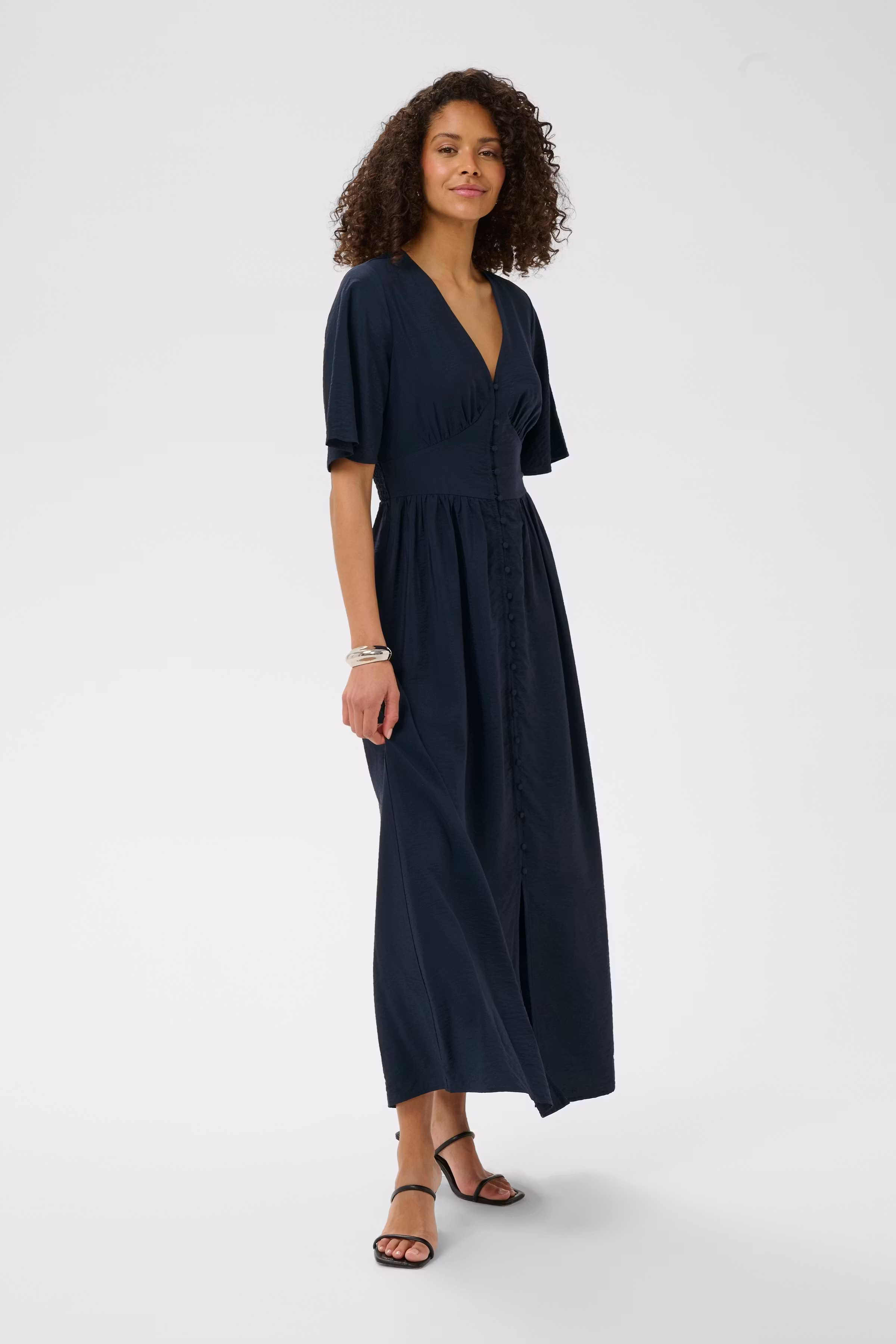 KArosie Dress LOOKBOOK FRONT 10512162-194020