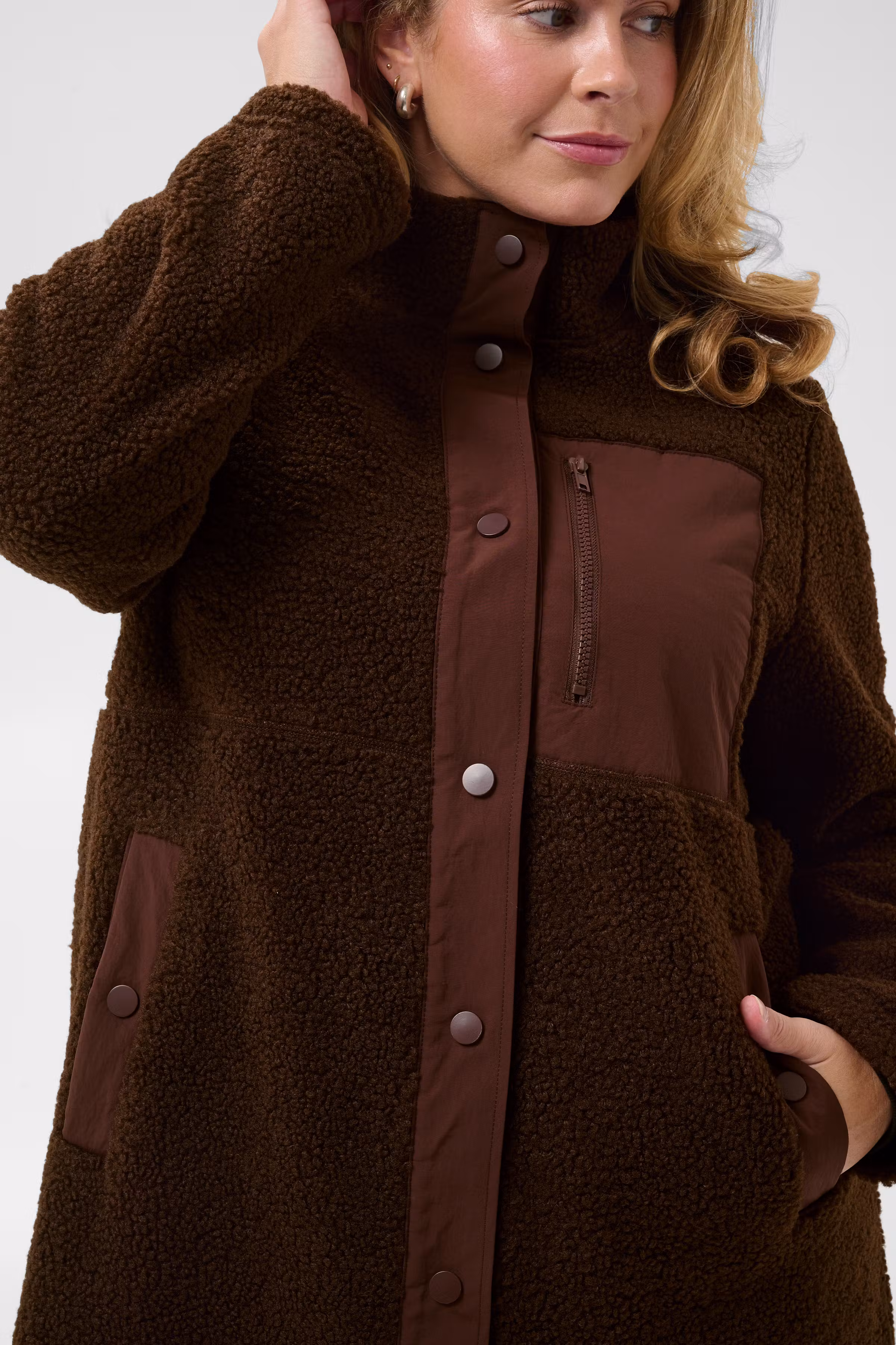 KCsally Frakke LOOKBOOK DETAIL 10584763-191218