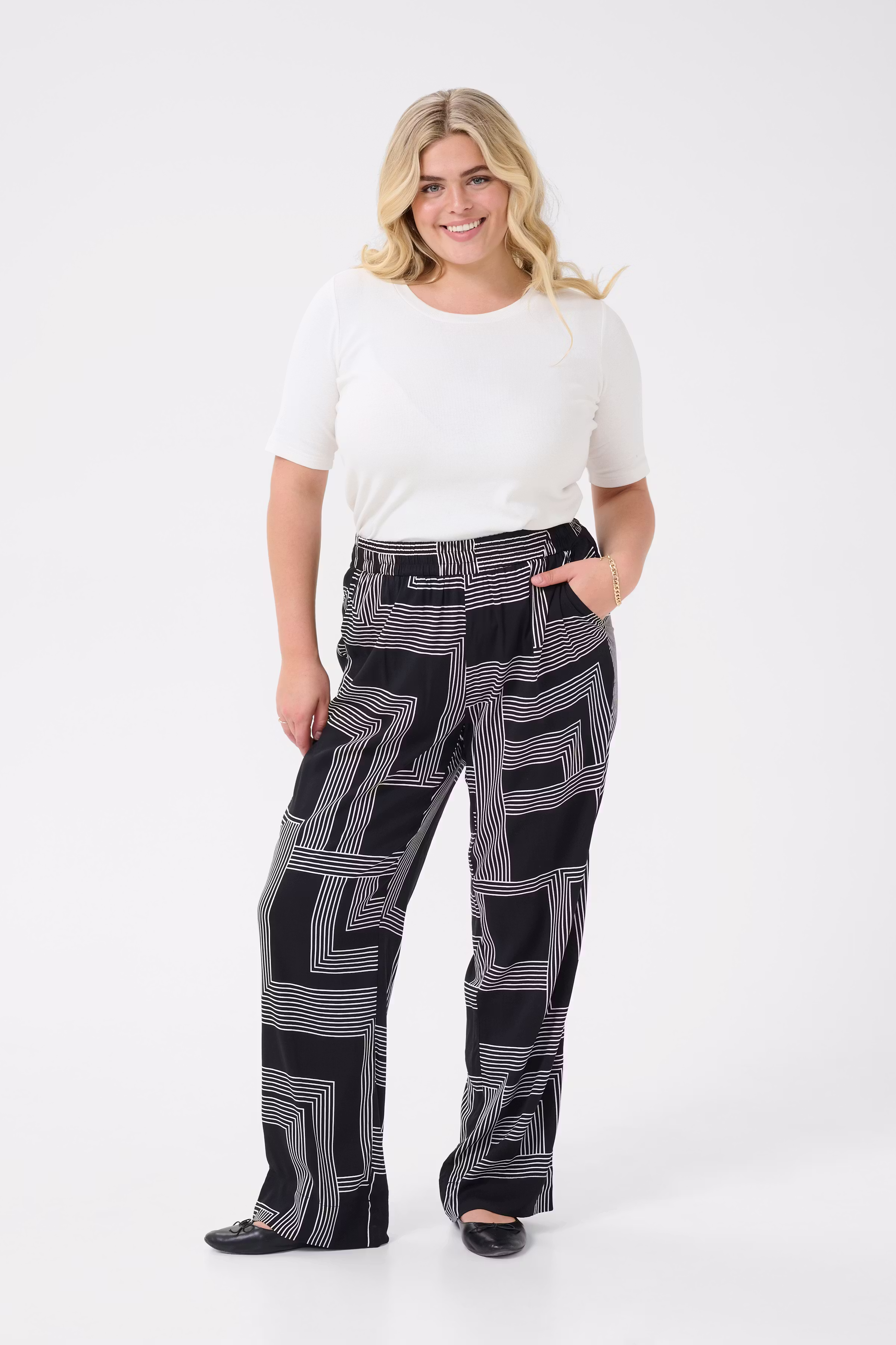 KCdonna Bukser LOOKBOOK FRONT 10583425-107704
