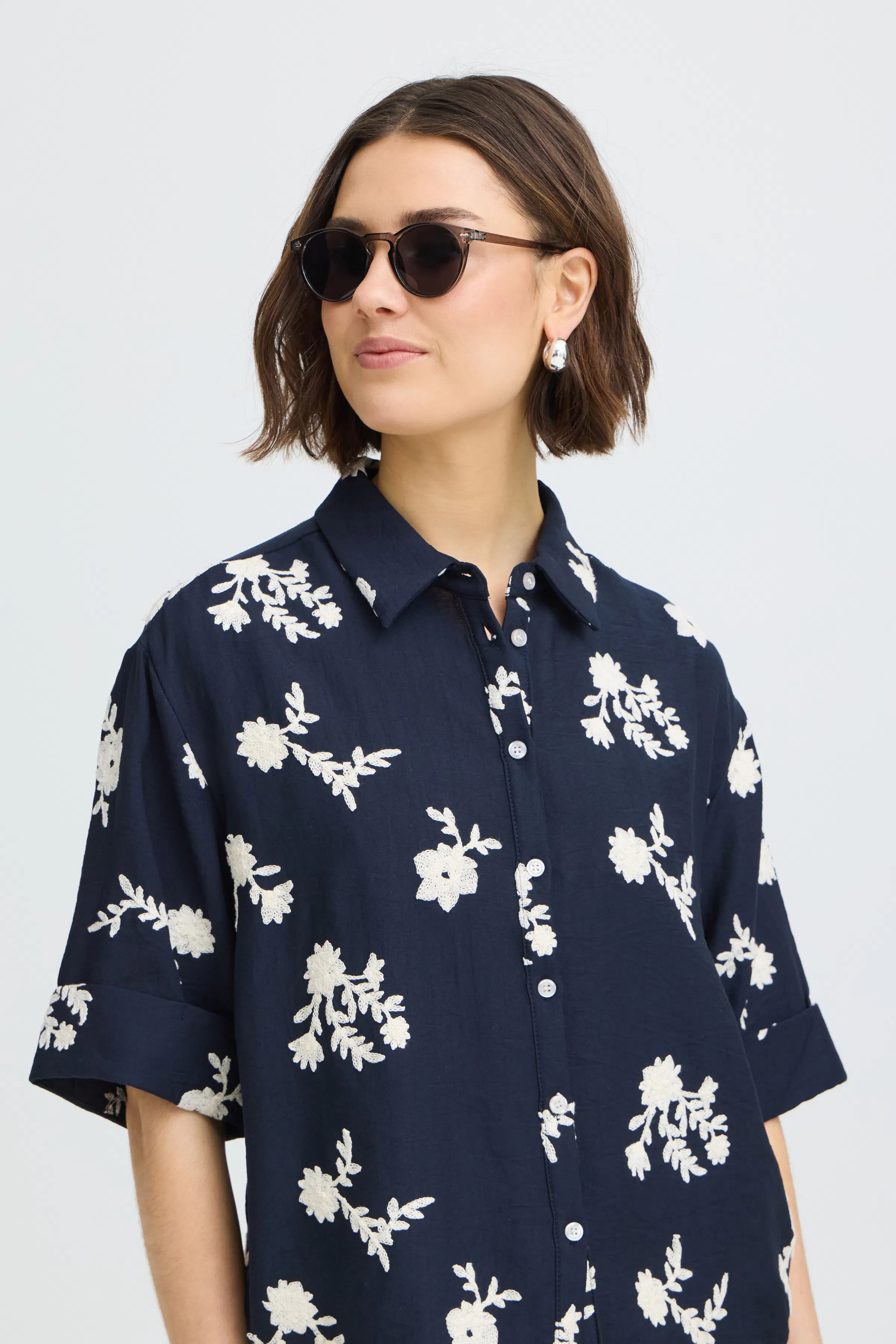 FRARIA Solbriller LOOKBOOK FRONT 20617967-164402