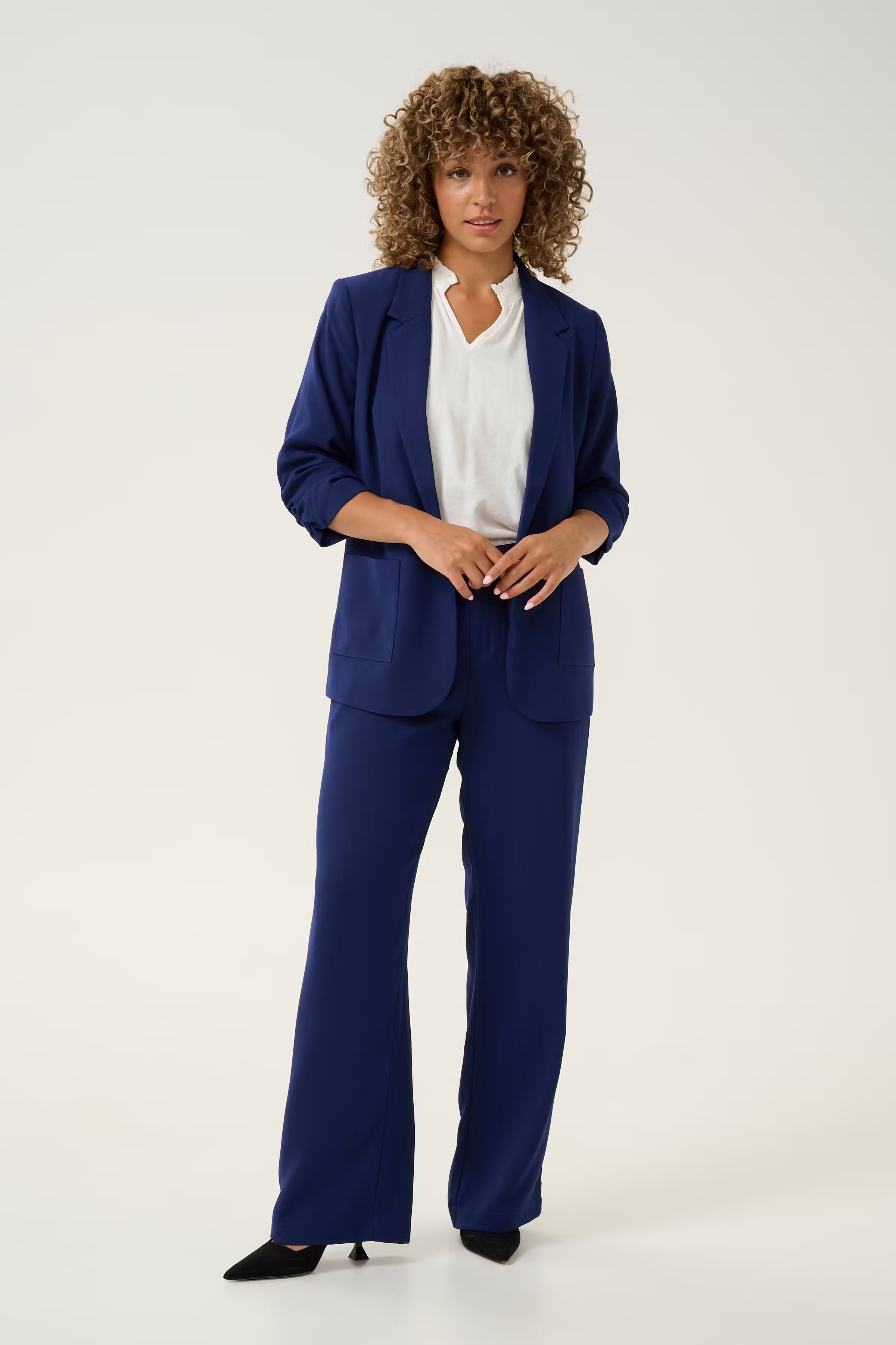 CRCocamia Pantalon LOOKBOOK FRONT 10611708-193937