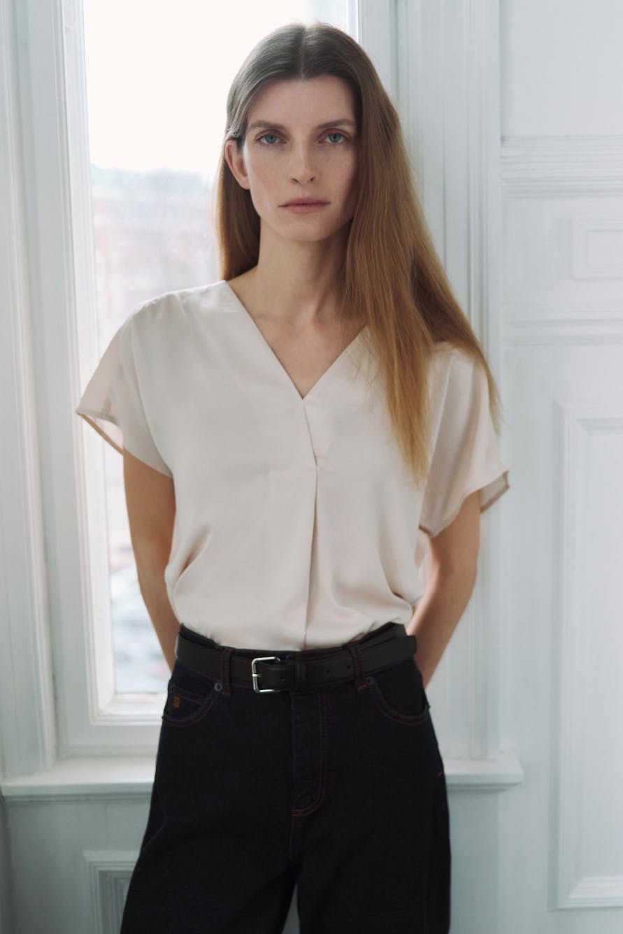 RindaIW Top LOCATION NONE 30105188-10053