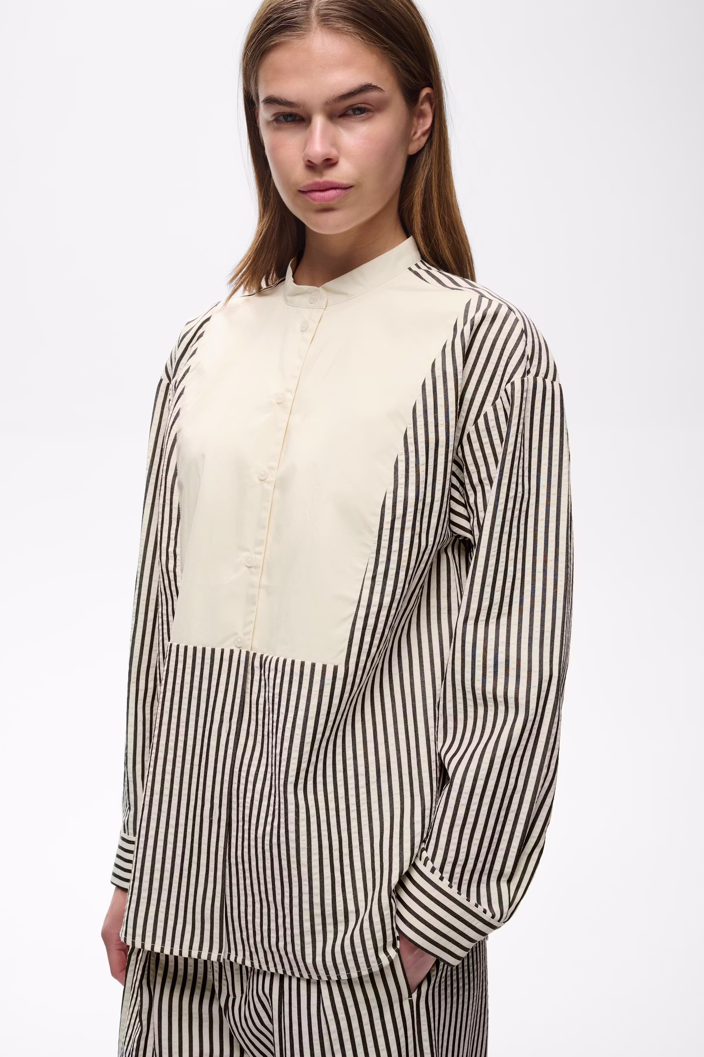 GARBOIW Skjorte LOOKBOOK DETAIL 30112623-900009166