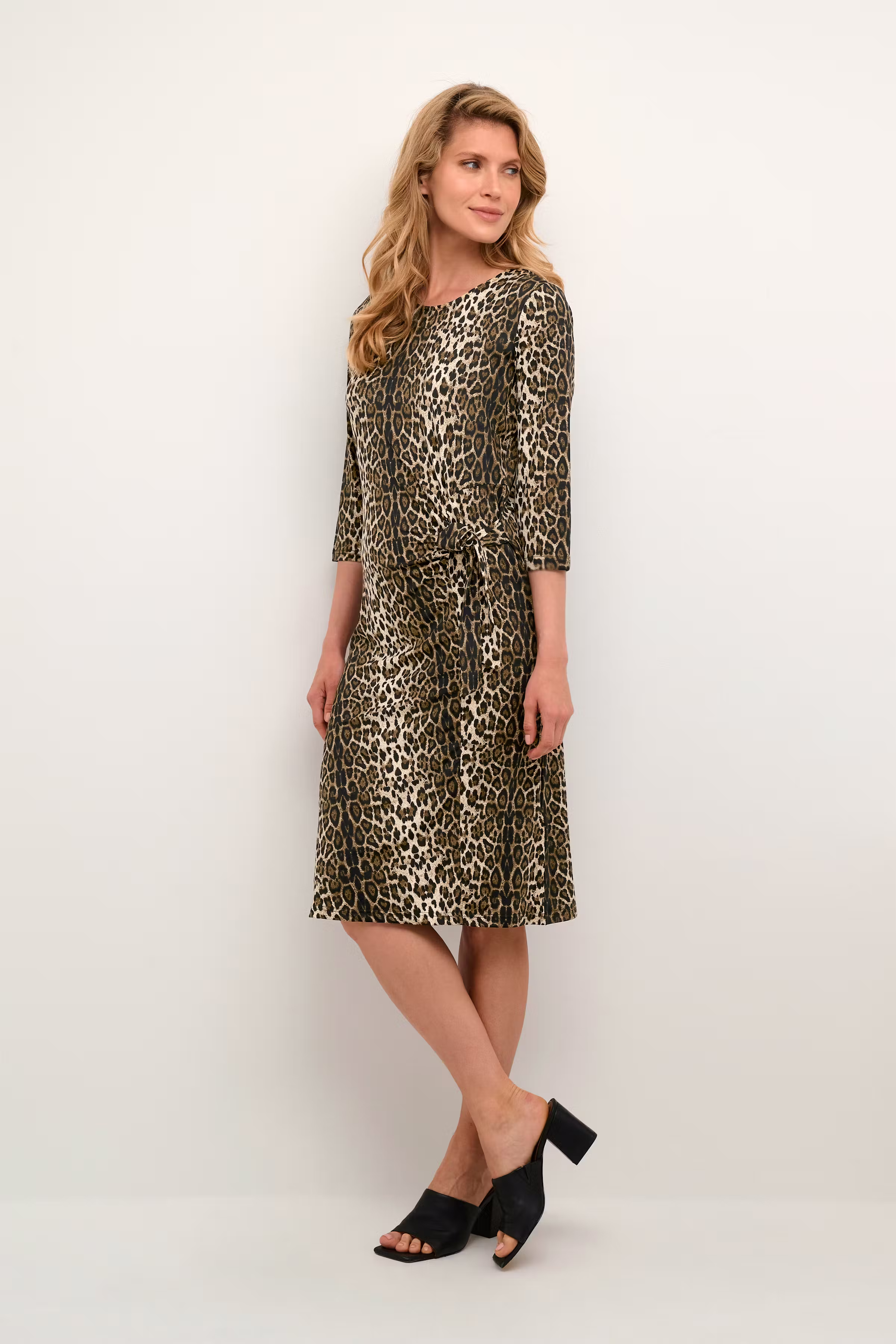 BPabela KlÃ¤nning LOOKBOOK FRONT 10590519-104968B