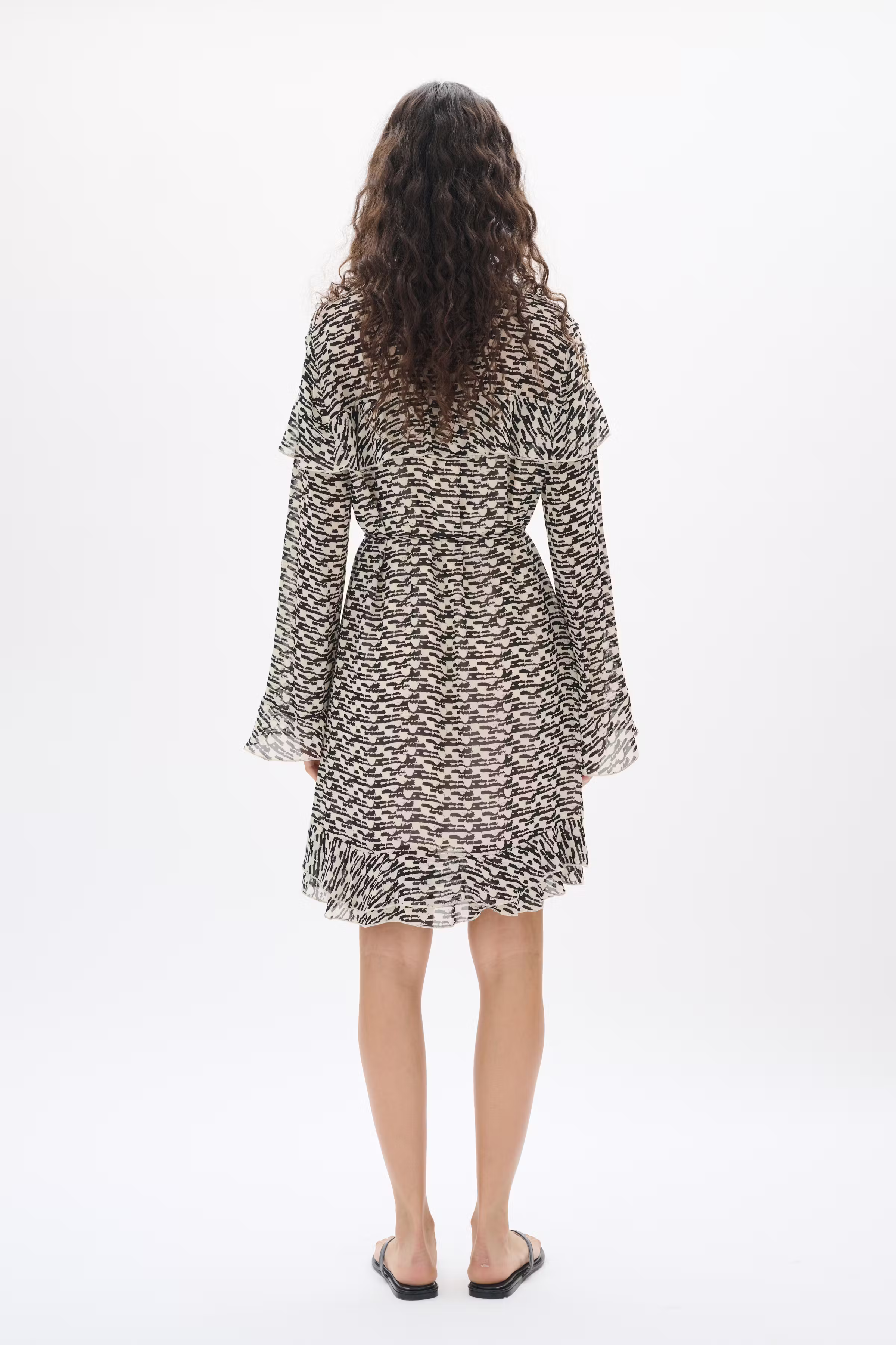 CessieIW Kjole LOOKBOOK BACK 30110248-303575