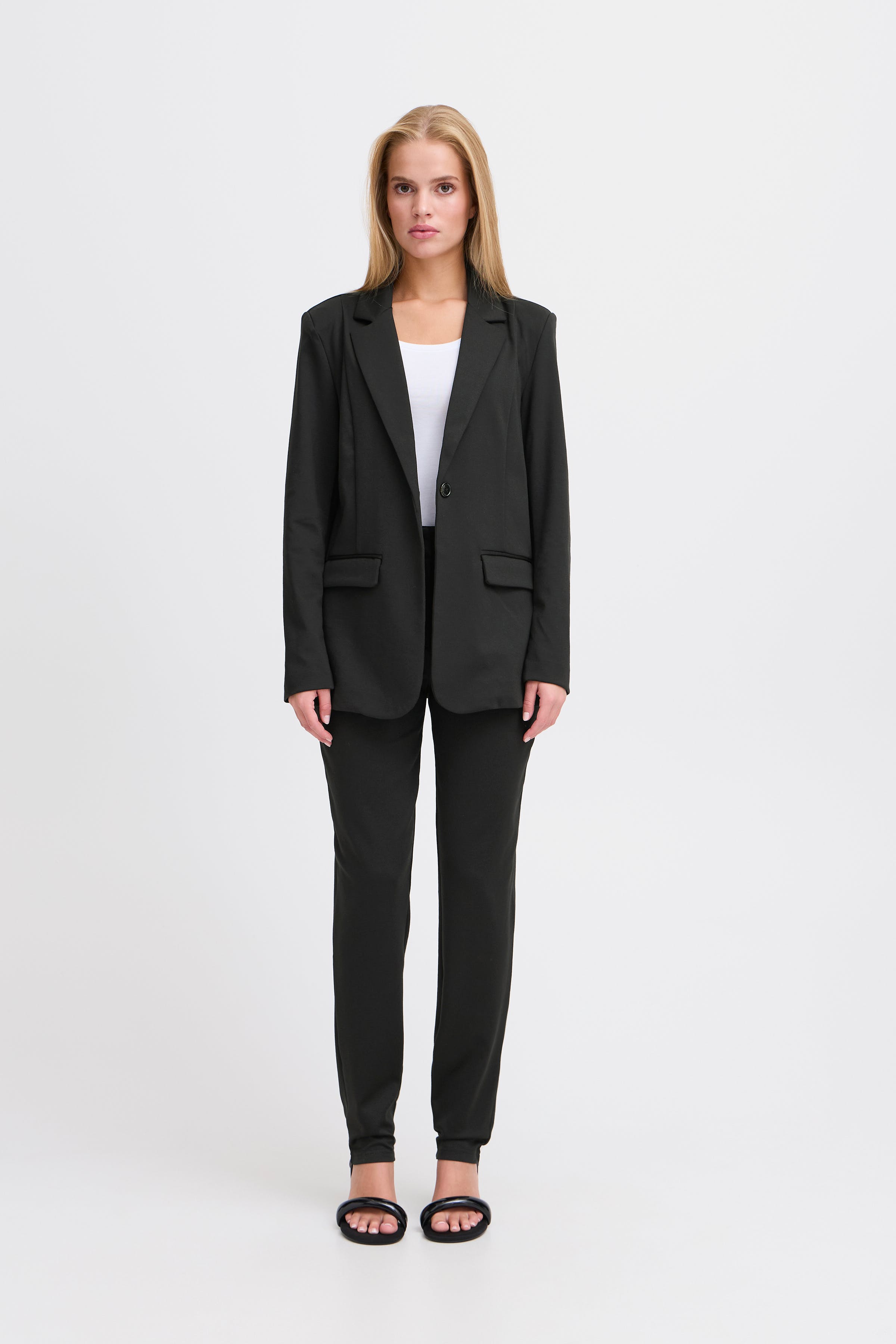 IHKATE LONG Blazer LOOKBOOK FRONT 20121368-194008