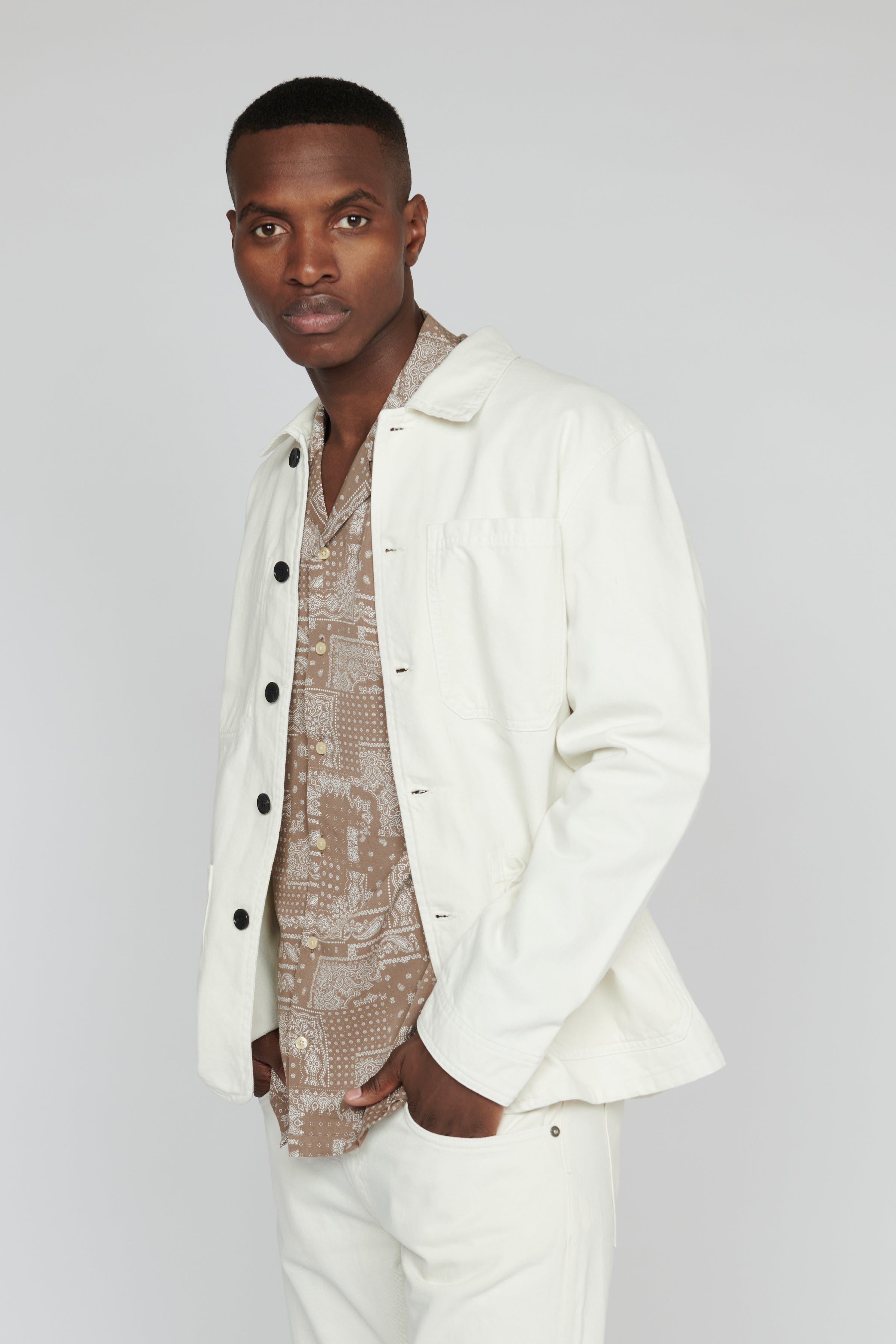 MAshay Overshirt LOOKBOOK FRONT 30207205-114201