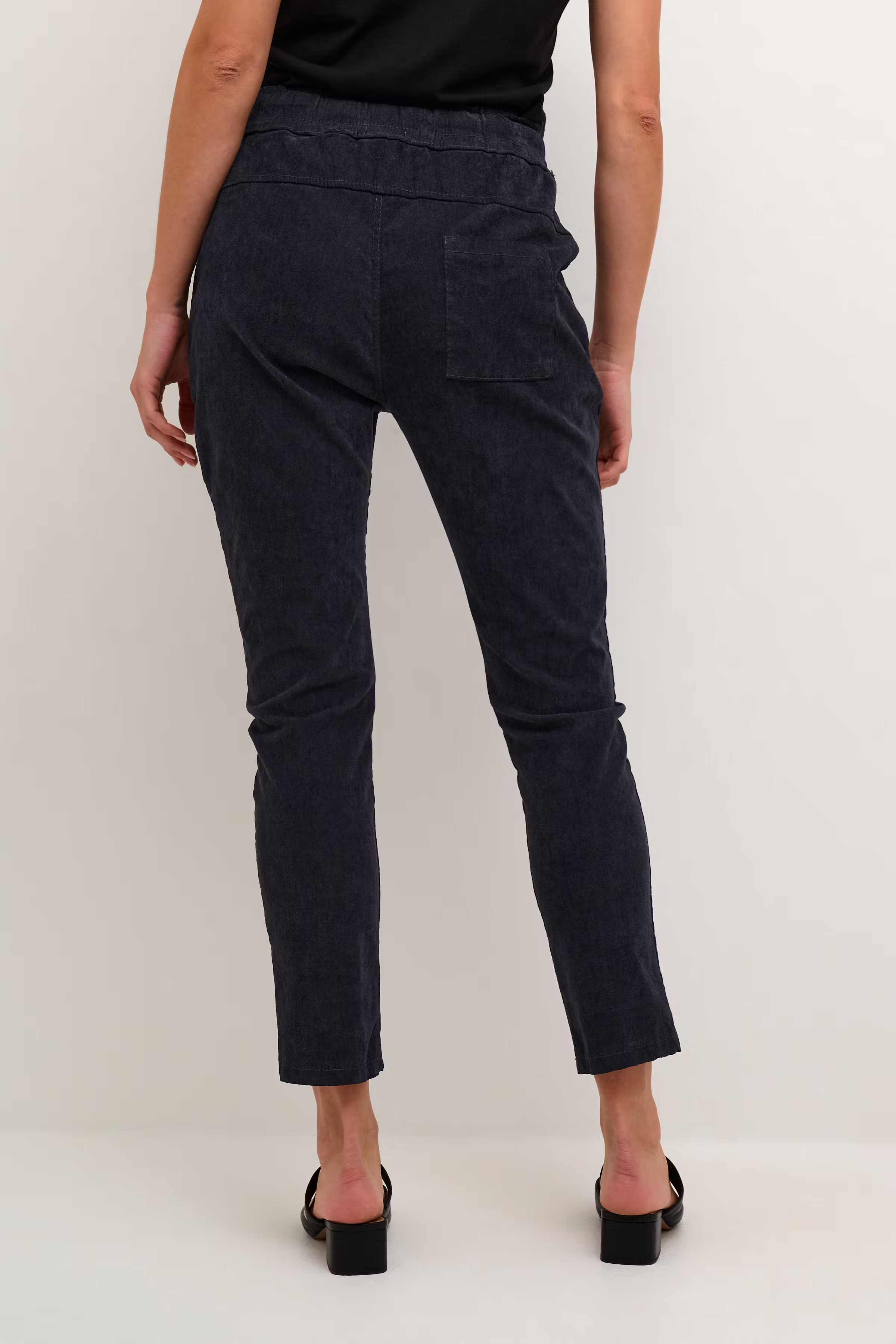 CRLena Pantalon LOOKBOOK BACK 10650780-104792