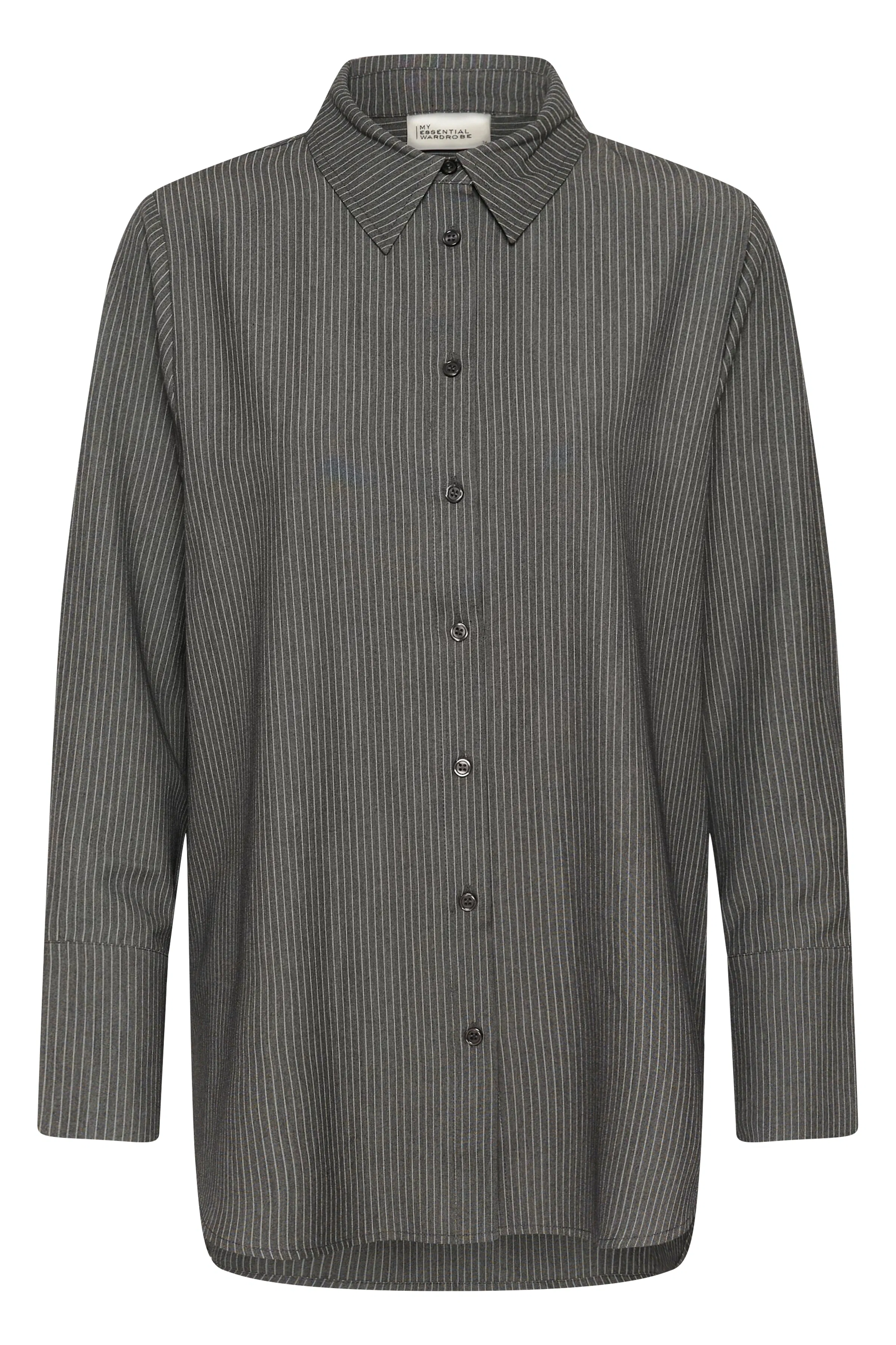 22 THE PINSTRIPED SHIRT PACK FRONT 10705633-109599
