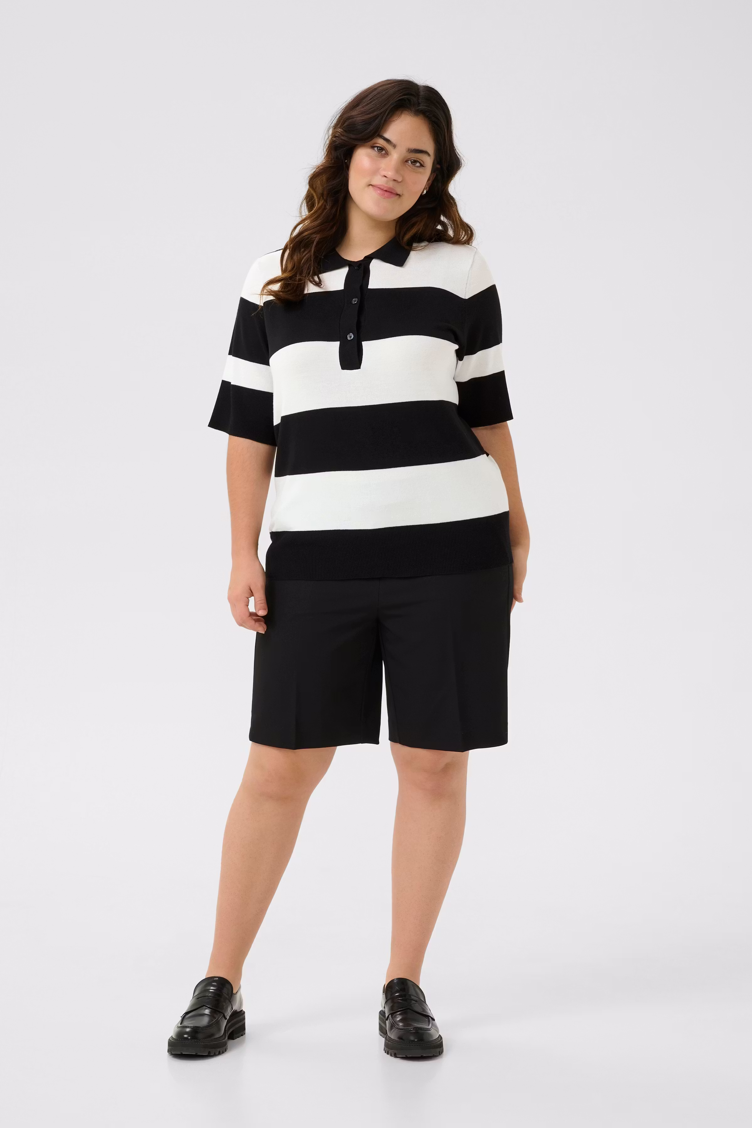 KClizzy Stribet Poloshirt LOOKBOOK FRONT 10583275-107437