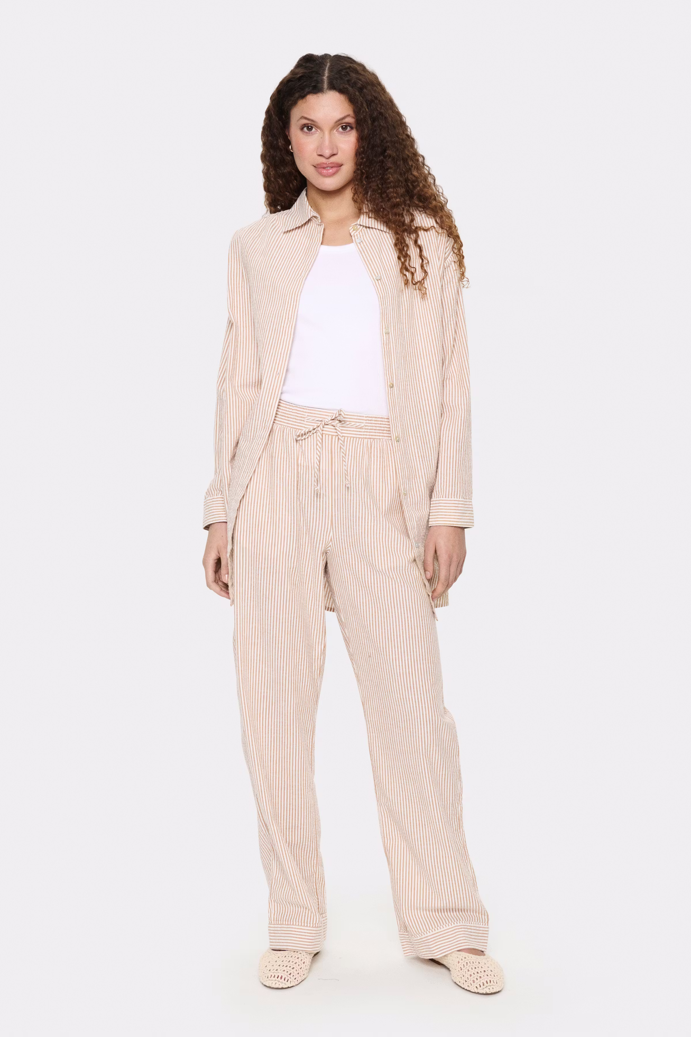 KiraSZ Trousers LOOKBOOK FRONT 30514019-171134