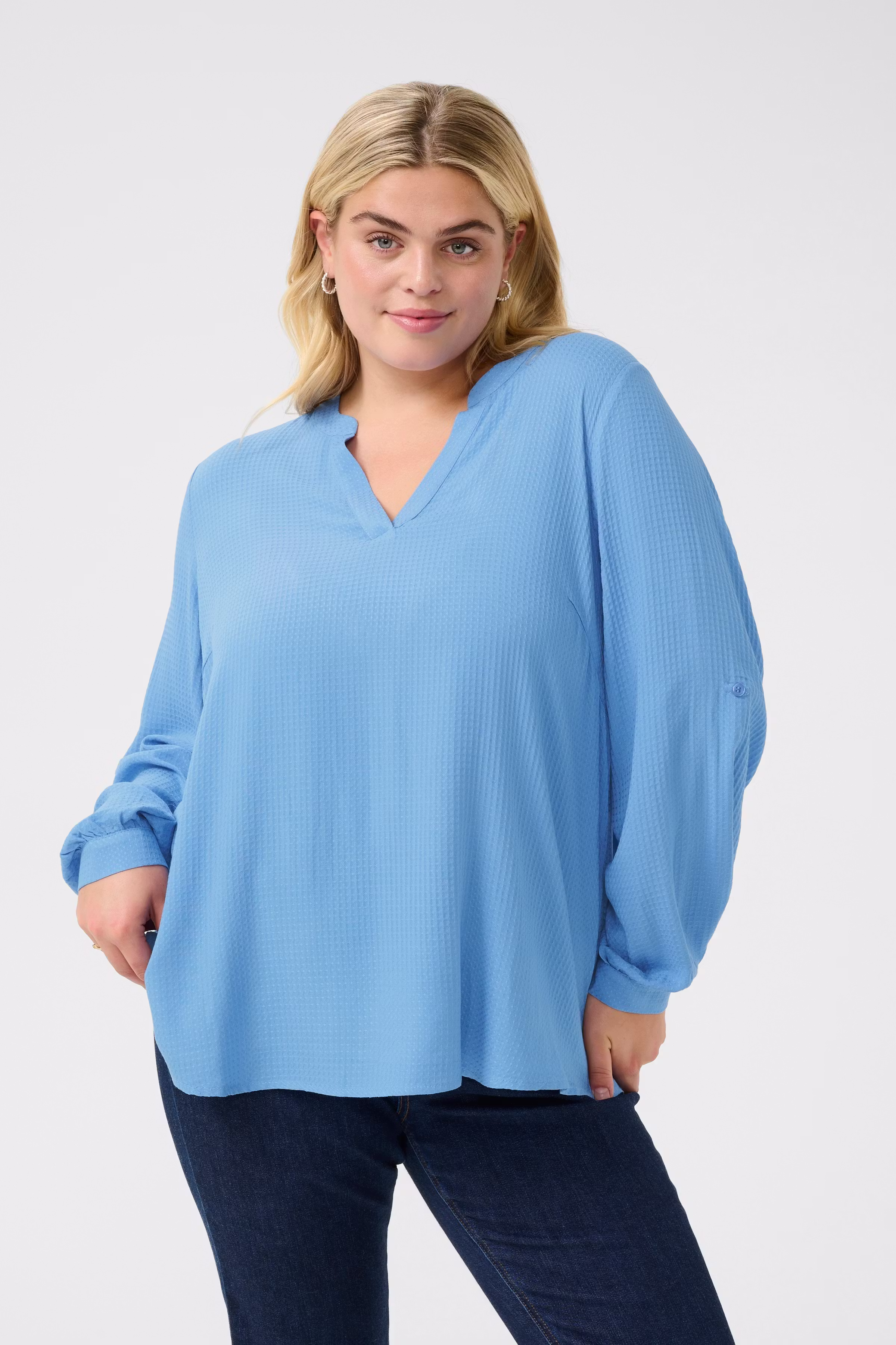 KCmolly Bluse LOOKBOOK FRONT 10583326-183936