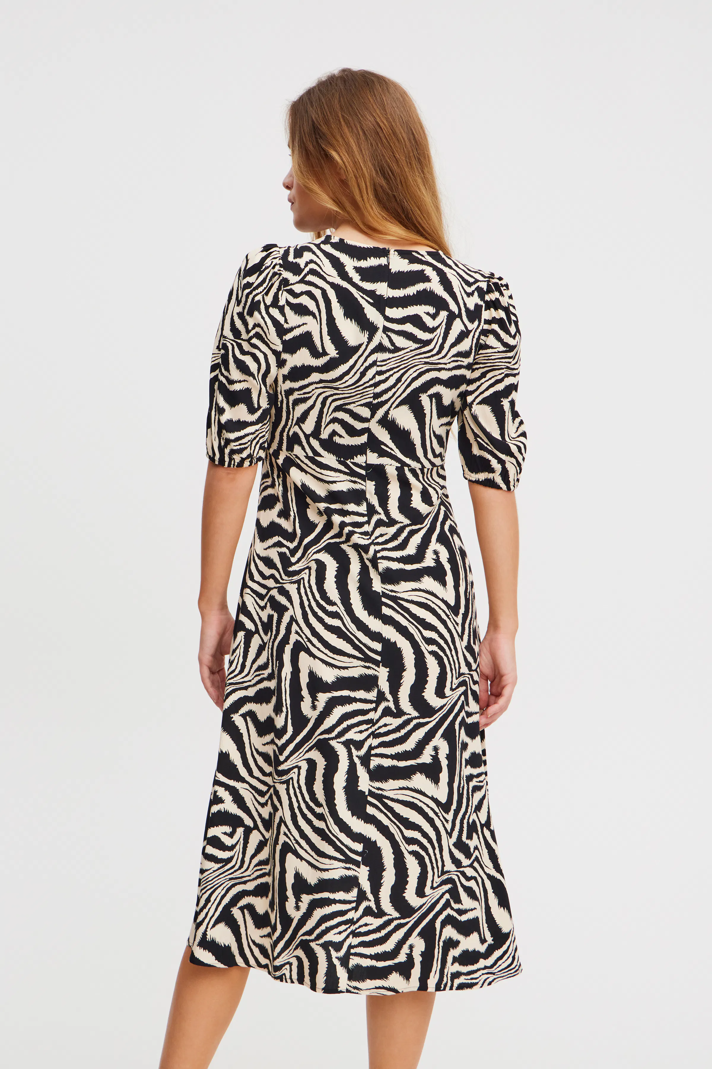 PZNELLY Klänning LOOKBOOK FRONT 50208110-203808