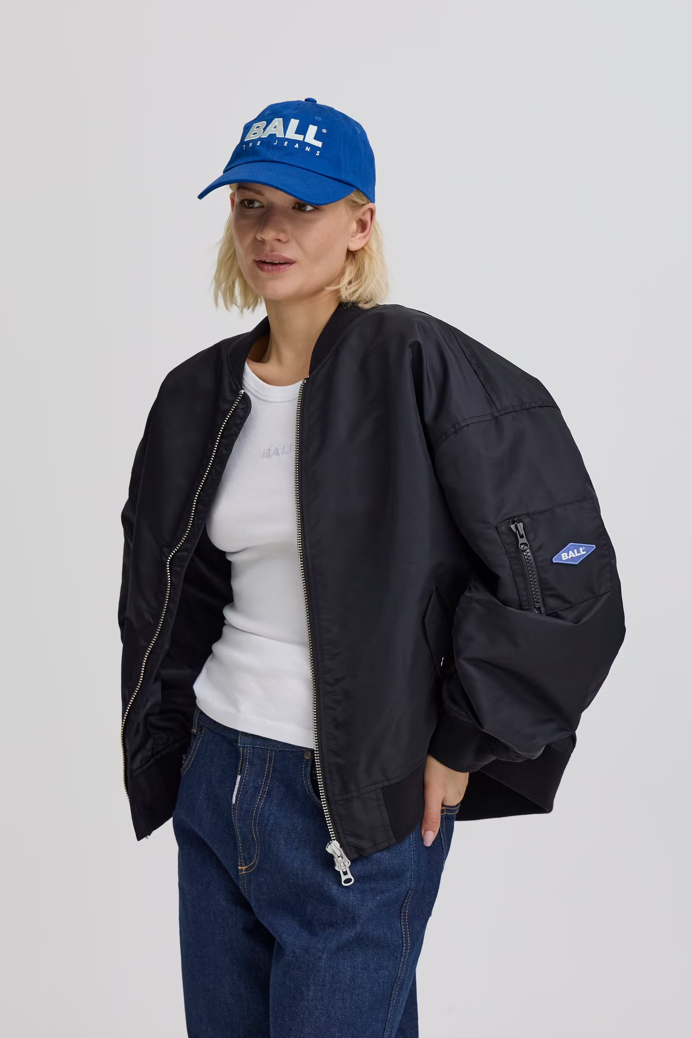 BASOFIA Hat LOOKBOOK FRONT 50405062-194056