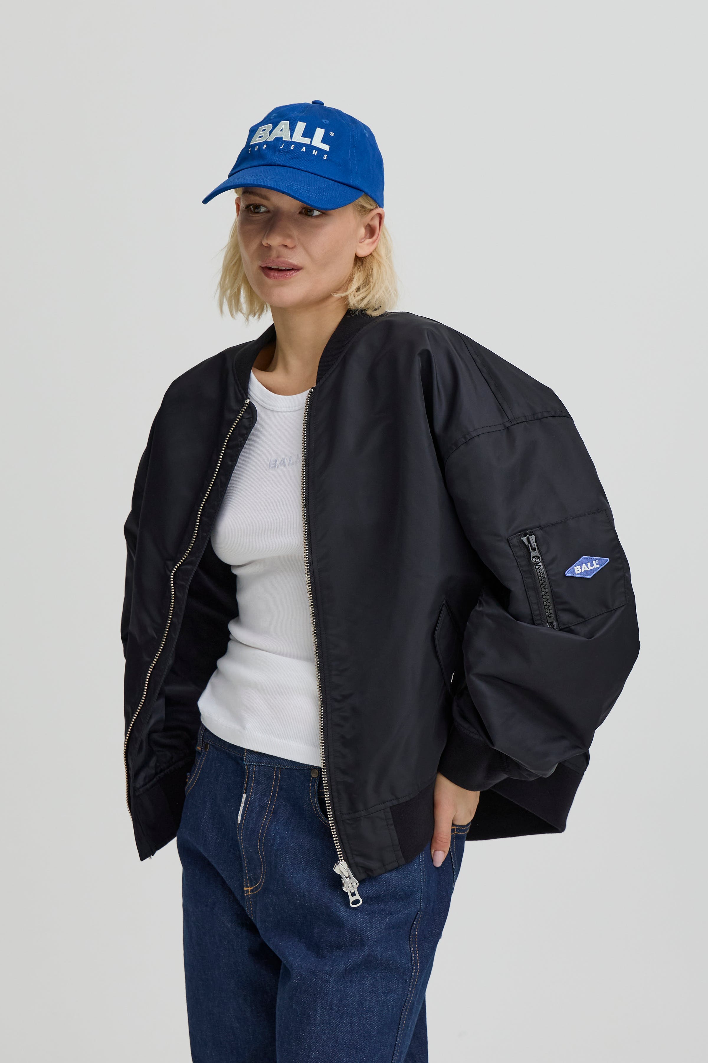 BASOFIA Hatt LOOKBOOK FRONT 50405062-194056