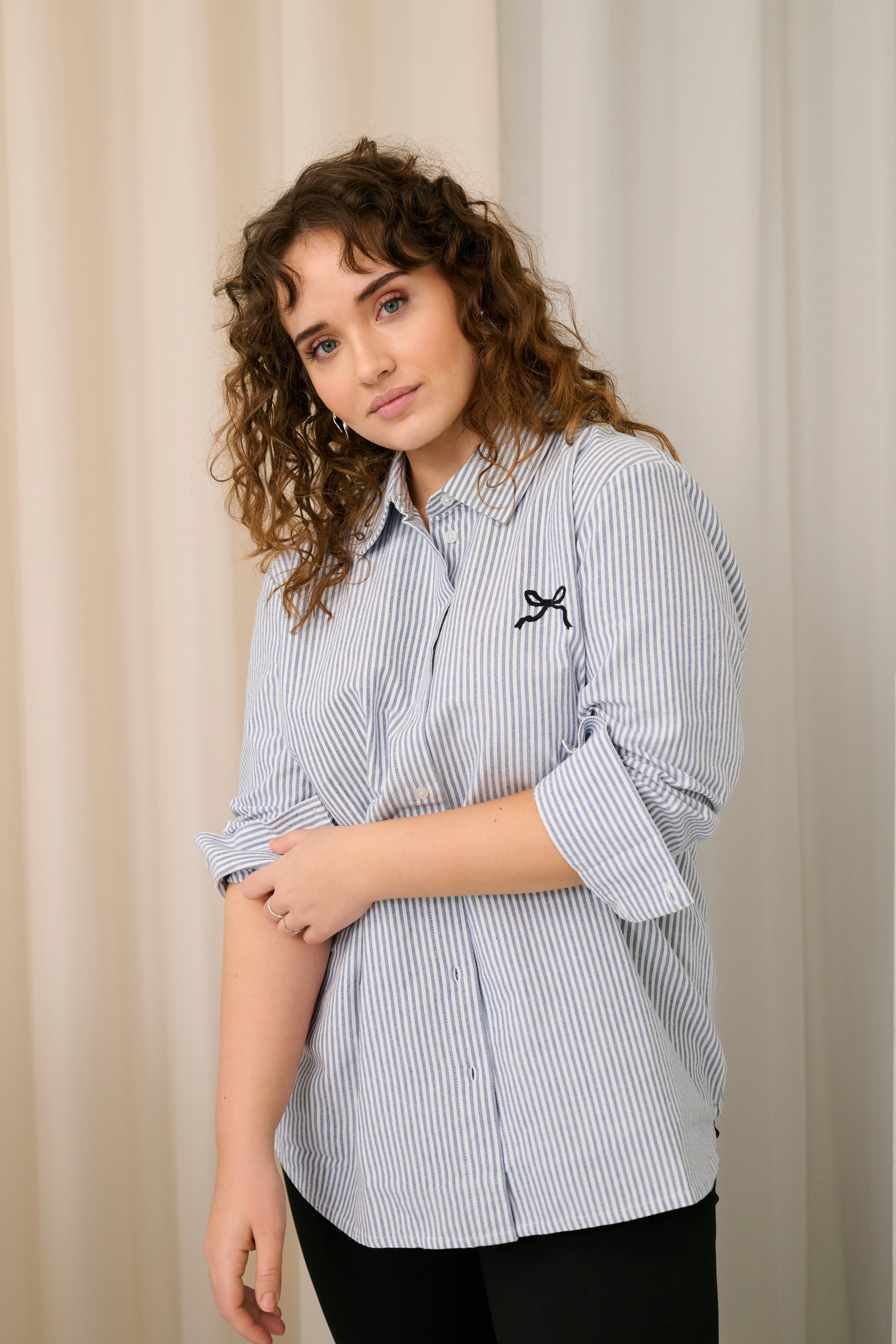 KCnalia Shirt LOCATION NONE 10583530-108067