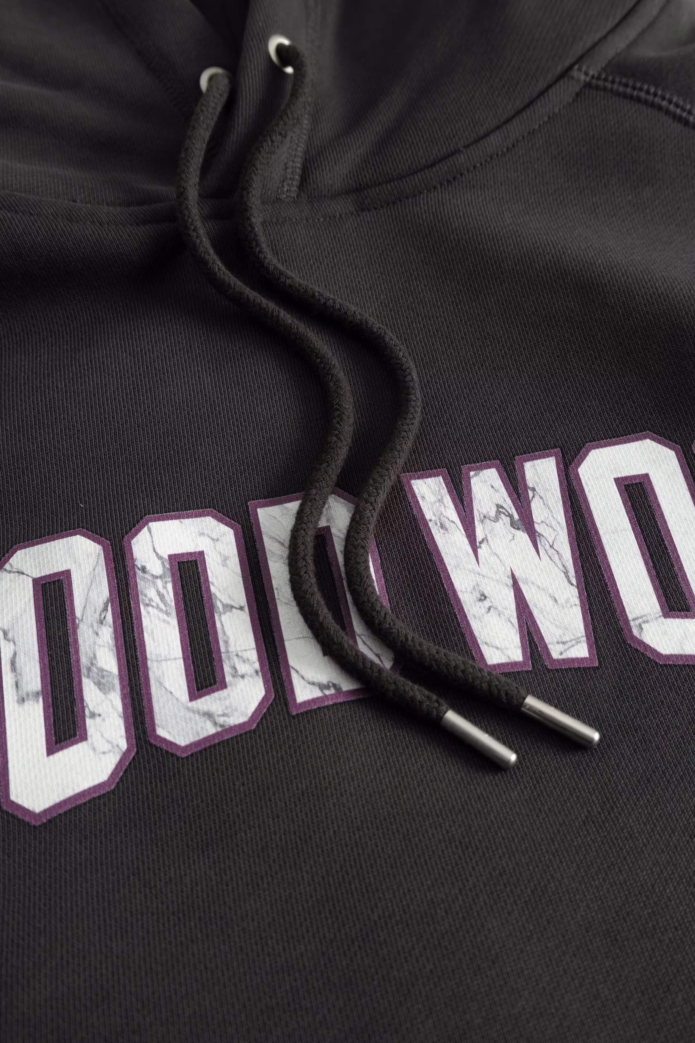 WWFred Arch Sweatshirt PACK DETAIL 30251372-191102