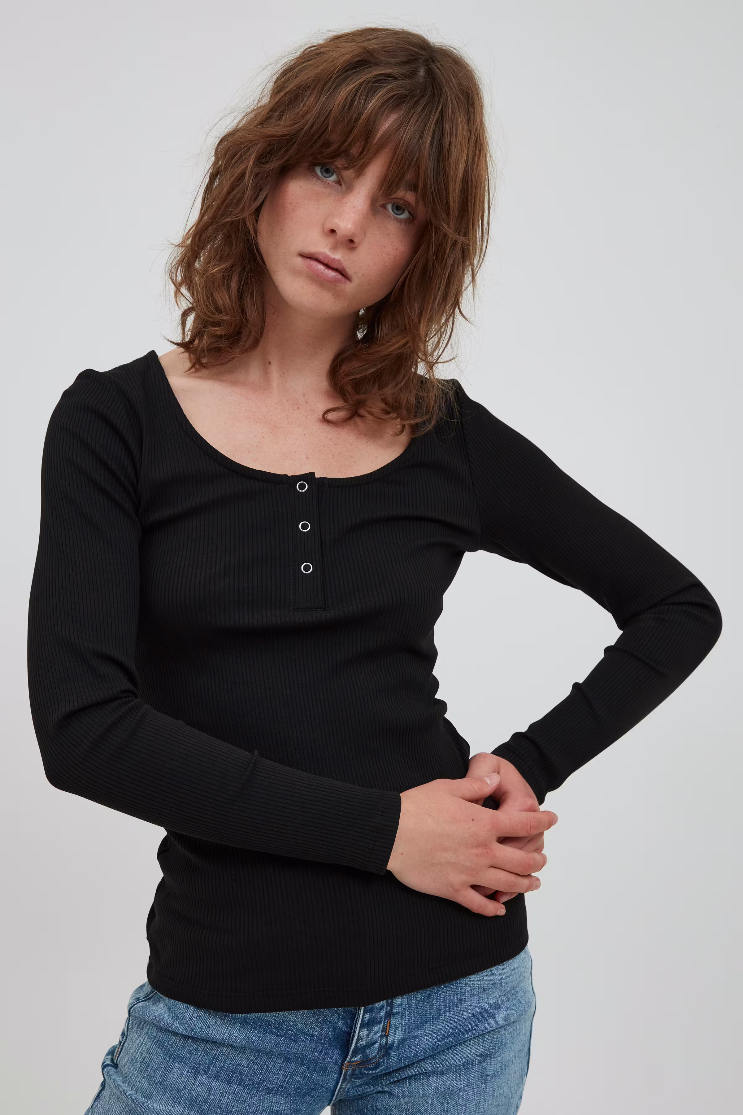 IHSUPER T-shirt LOOKBOOK FRONT 20114881-194008