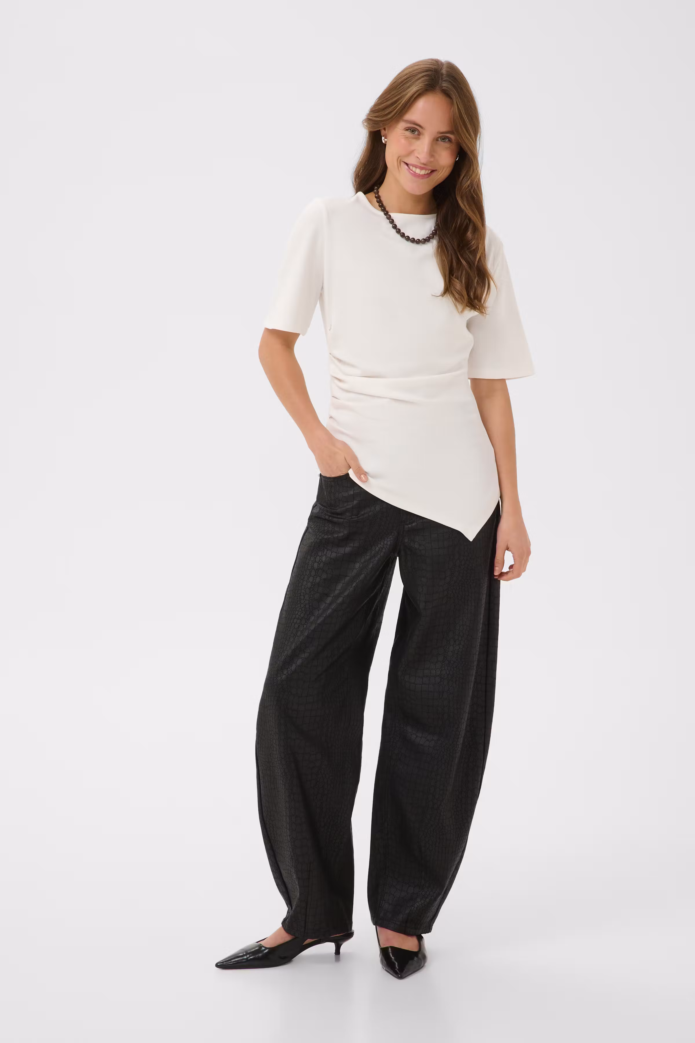 KApaula T-shirt LOOKBOOK FRONT 10512428-110602