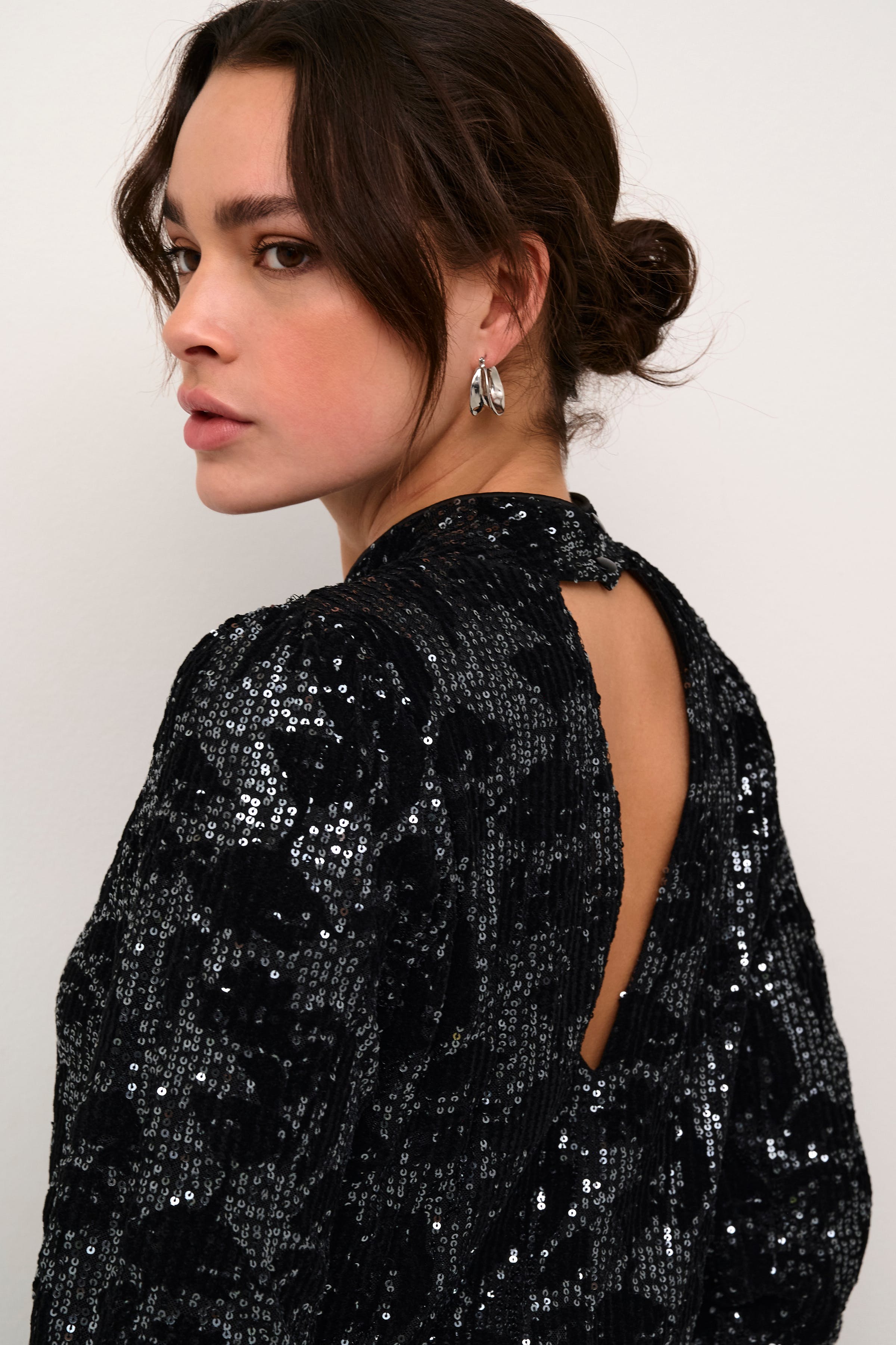 KAgrit Pailletbluse LOOKBOOK DETAIL 10509290-106676