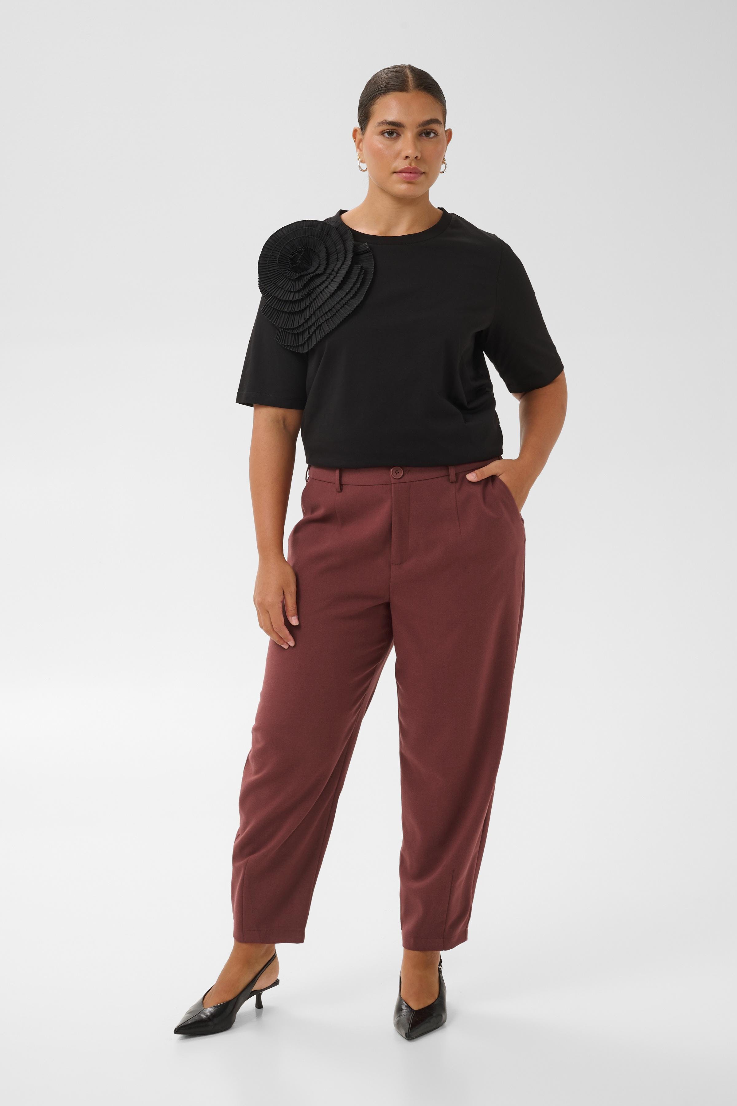 KCMERLA Hose LOOKBOOK FRONT 10582231-191525