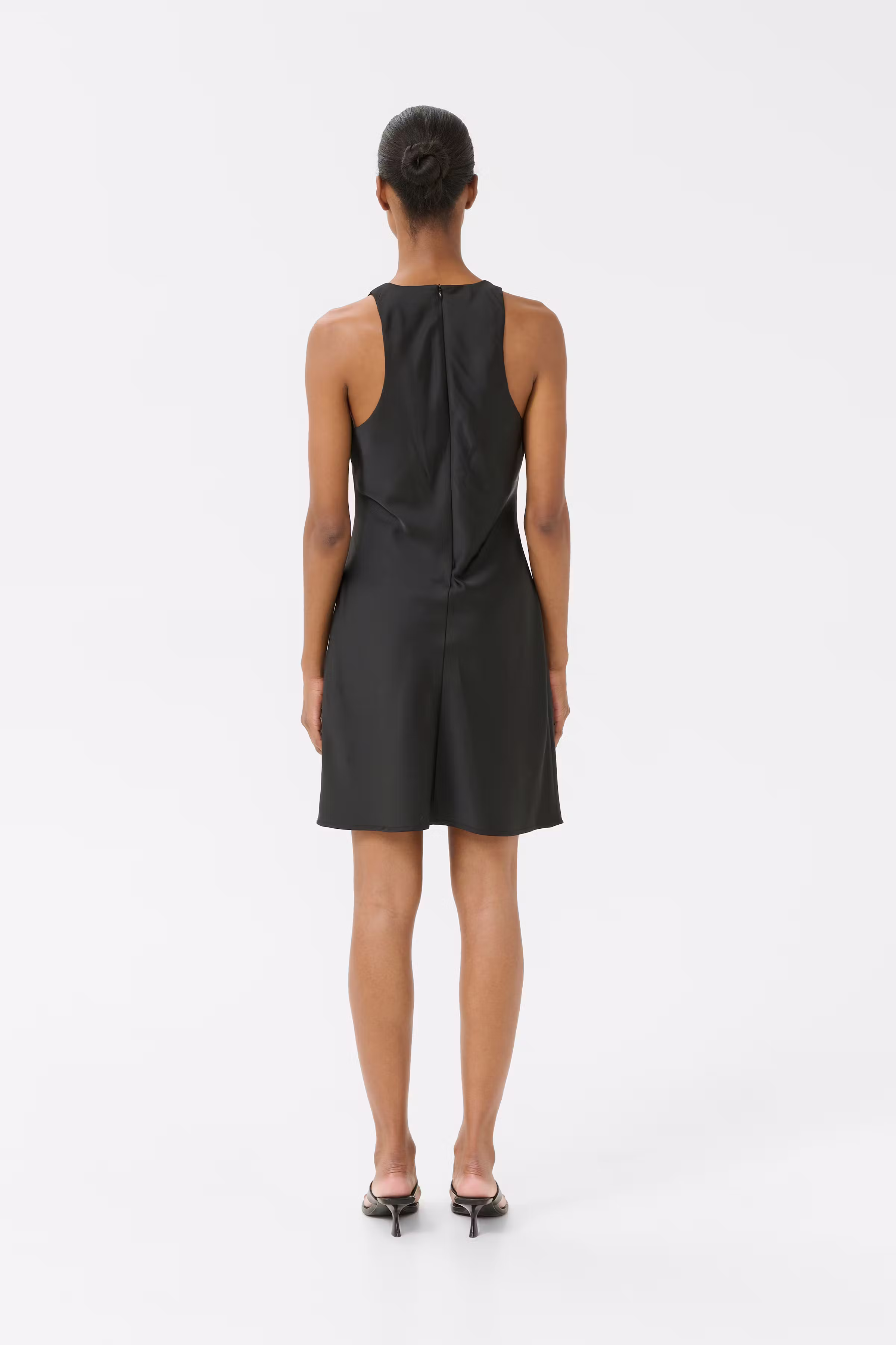 GZceri Kleid LOOKBOOK BACK 10910426-100017