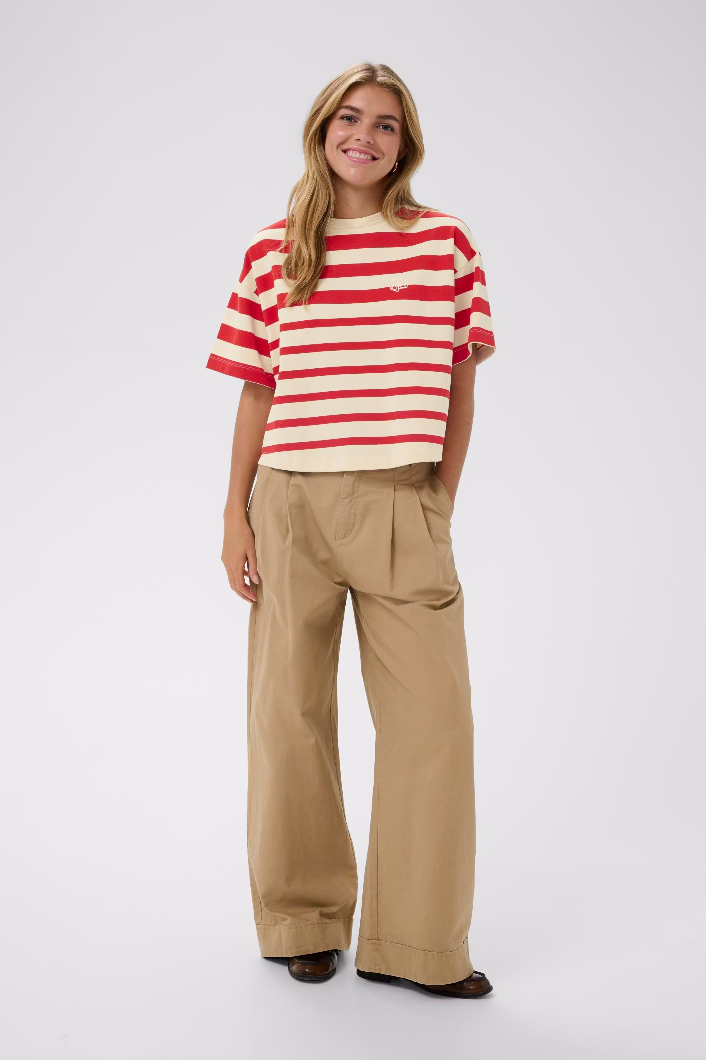 PhileneSZ T-shirt LOOKBOOK FRONT 30514900-304820