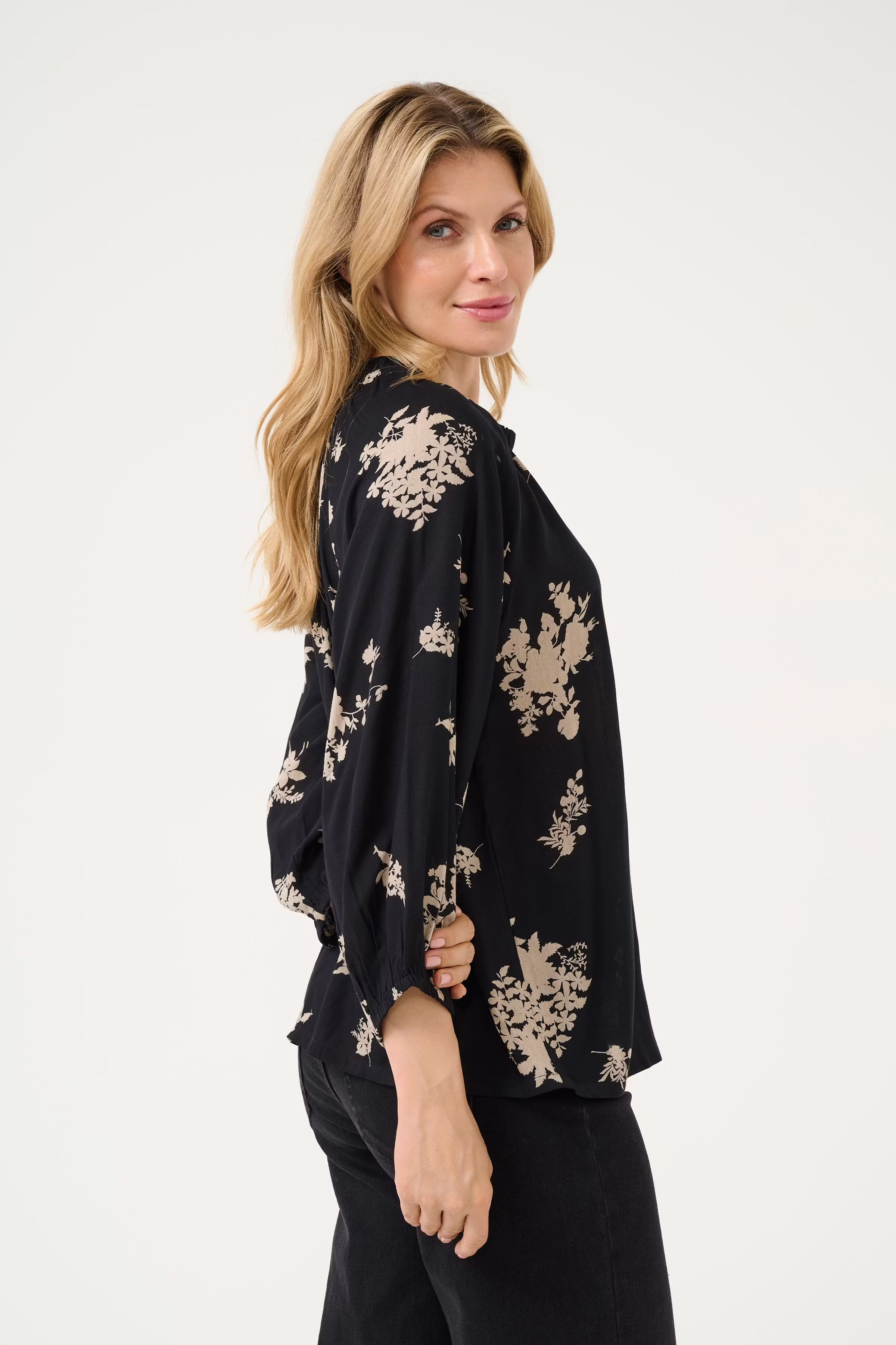 KAsigrid Bluse LOOKBOOK BACK 10508756-106367