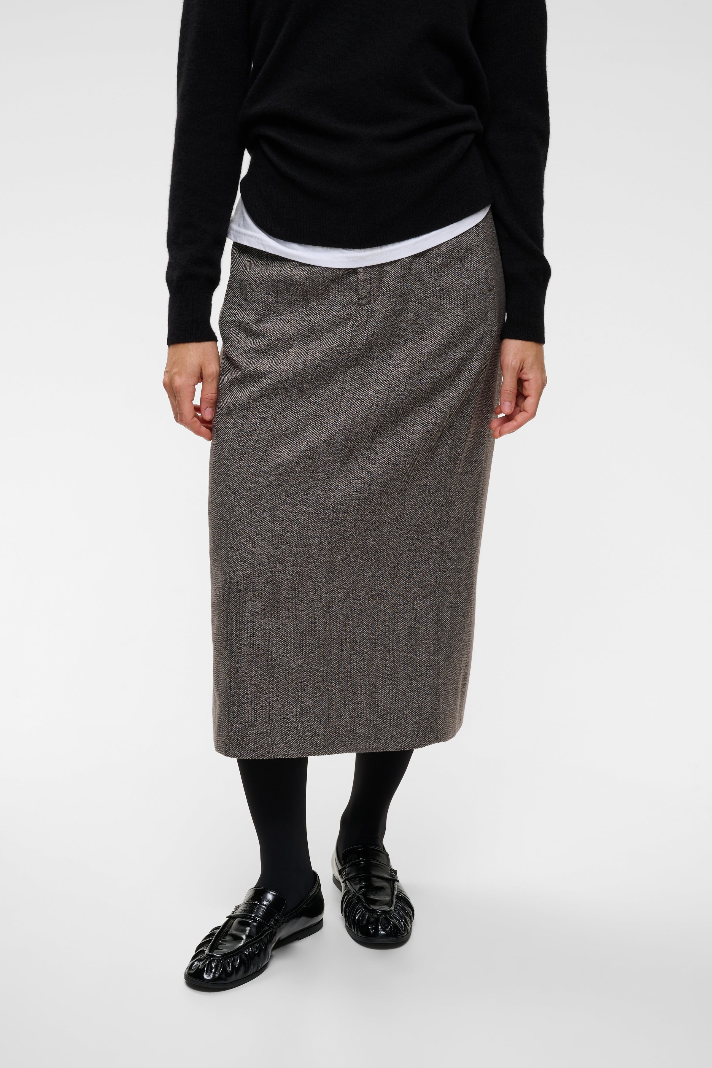ZuraIW Trousers LOOKBOOK FRONT 30111355-191518