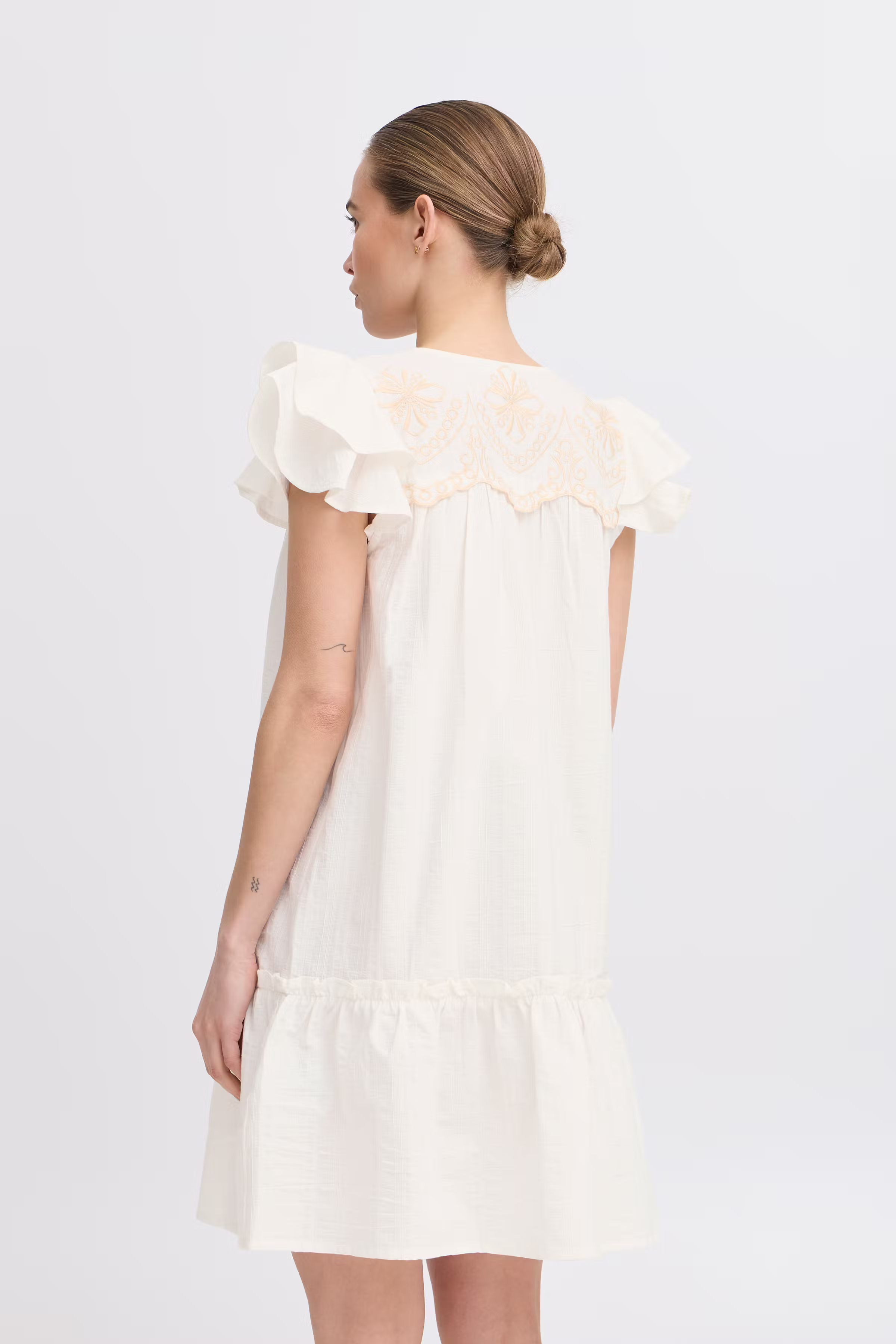 Kjole LOOKBOOK BACK 20122782-114201