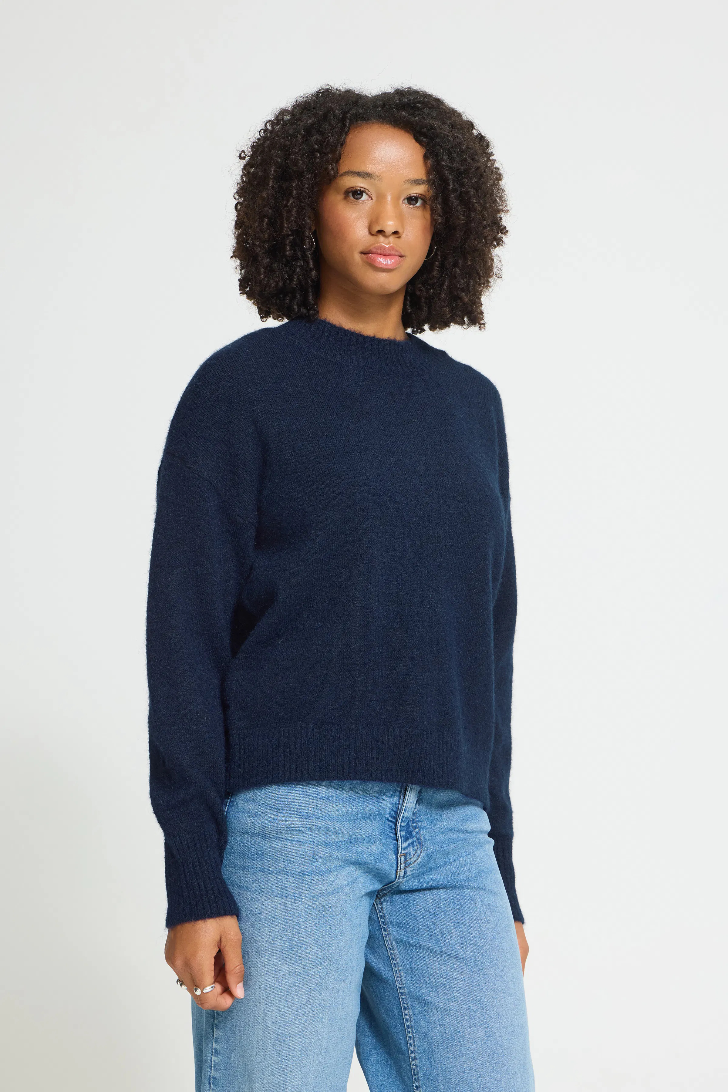 IHSAGE Pullover LOOKBOOK FRONT 20126702-193831