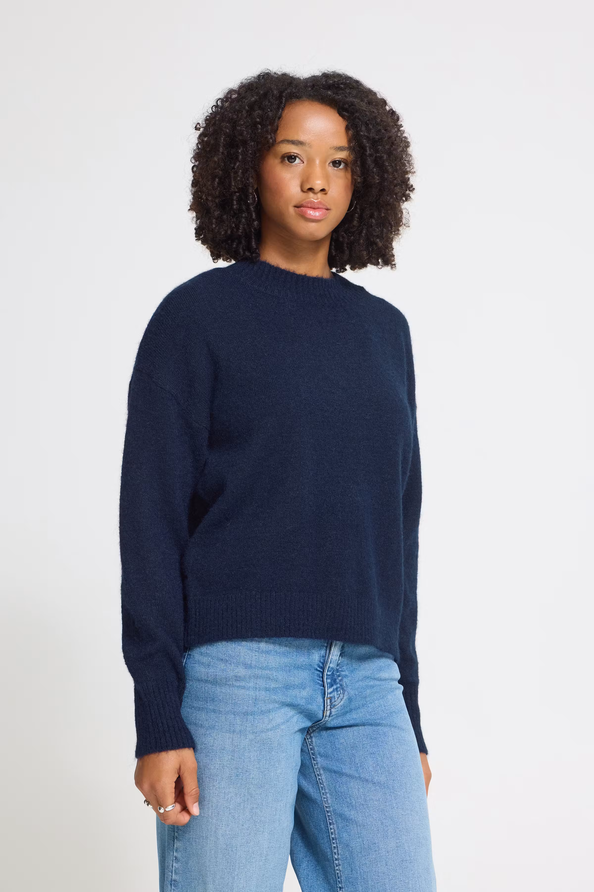 IHSAGE Pullover LOOKBOOK FRONT 20126702-193831
